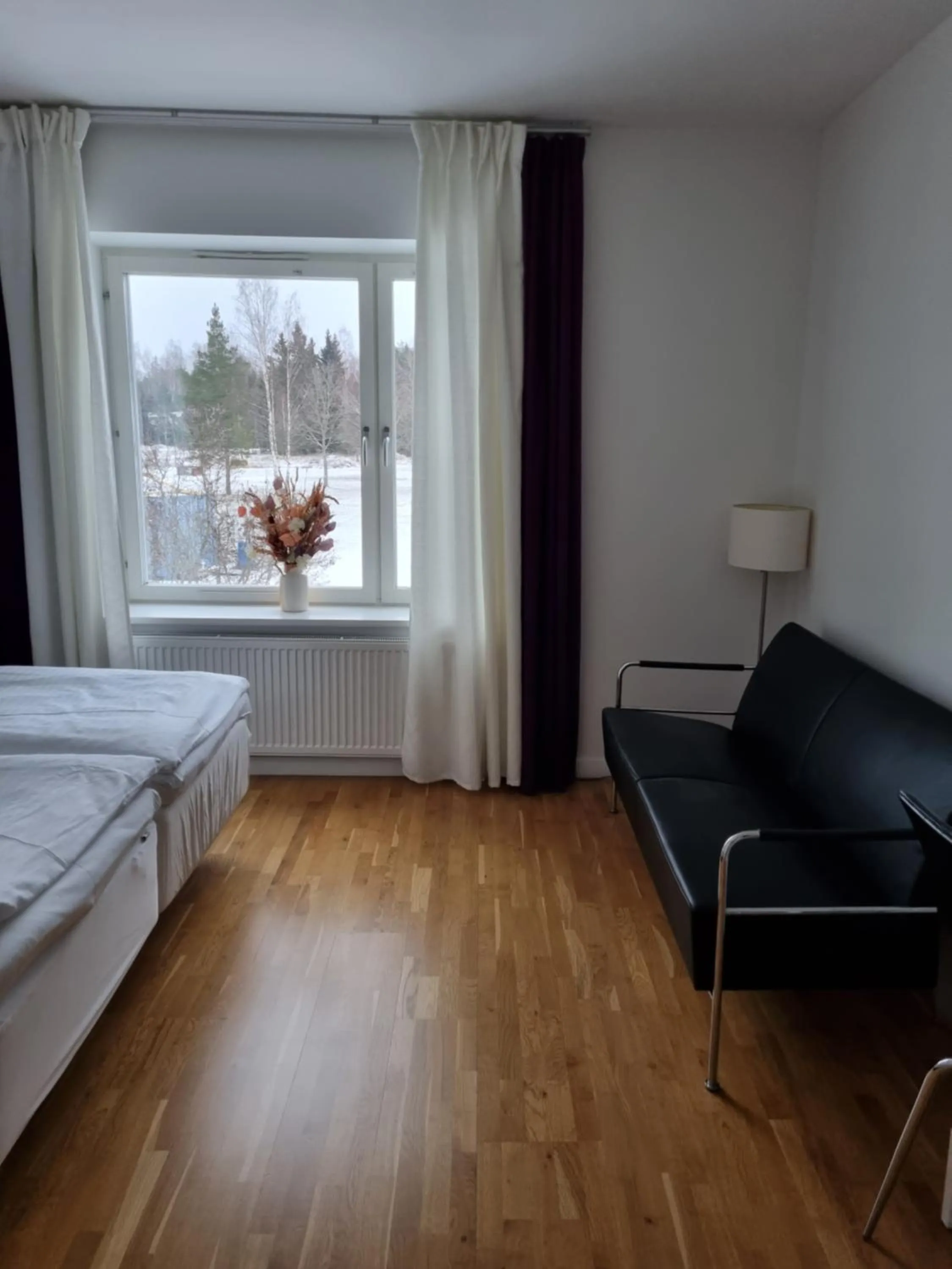 Bed in Gamla Järnhandeln - Norrskedika Hotell