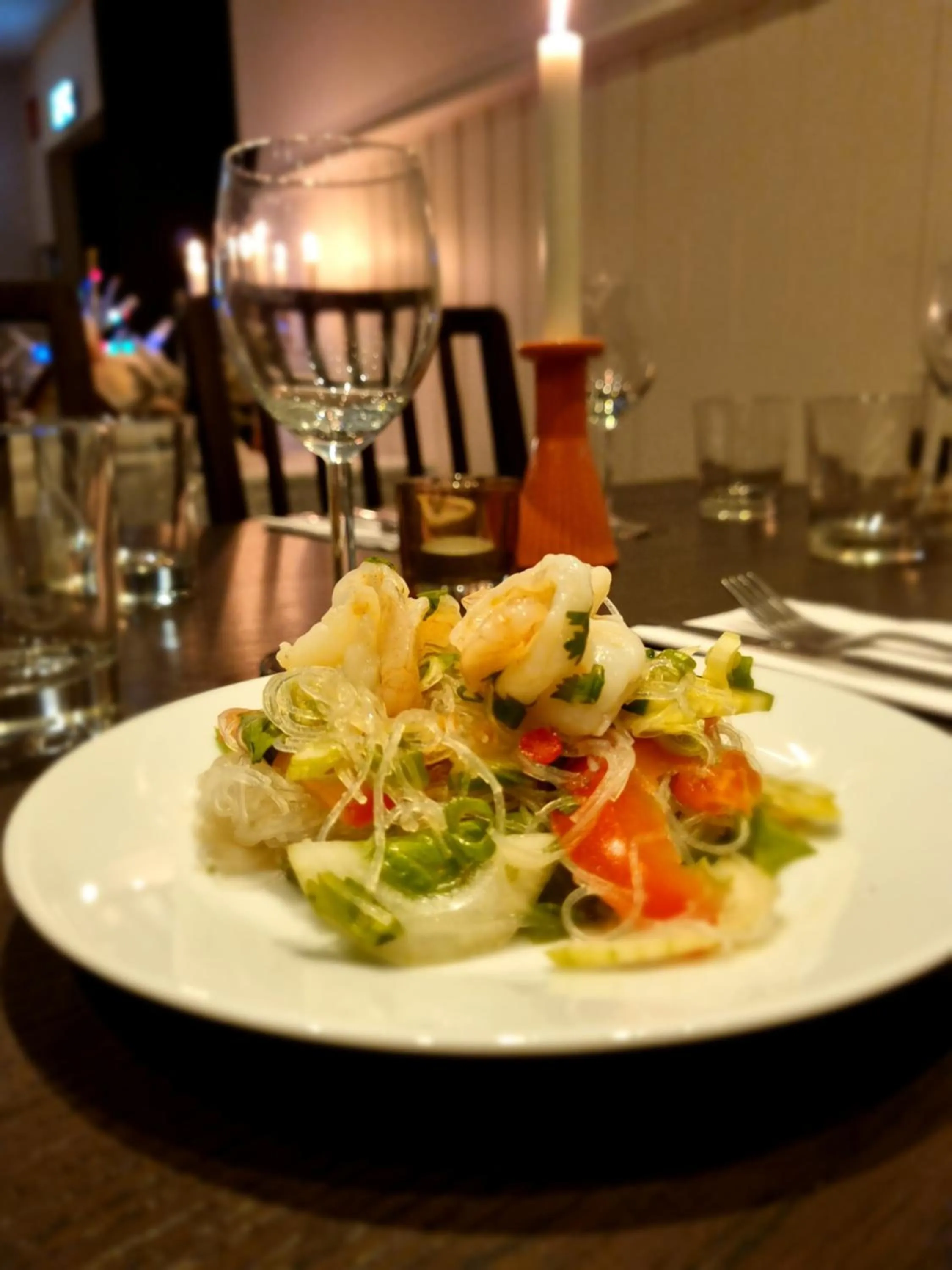 Food and drinks in Gamla Järnhandeln - Norrskedika Hotell