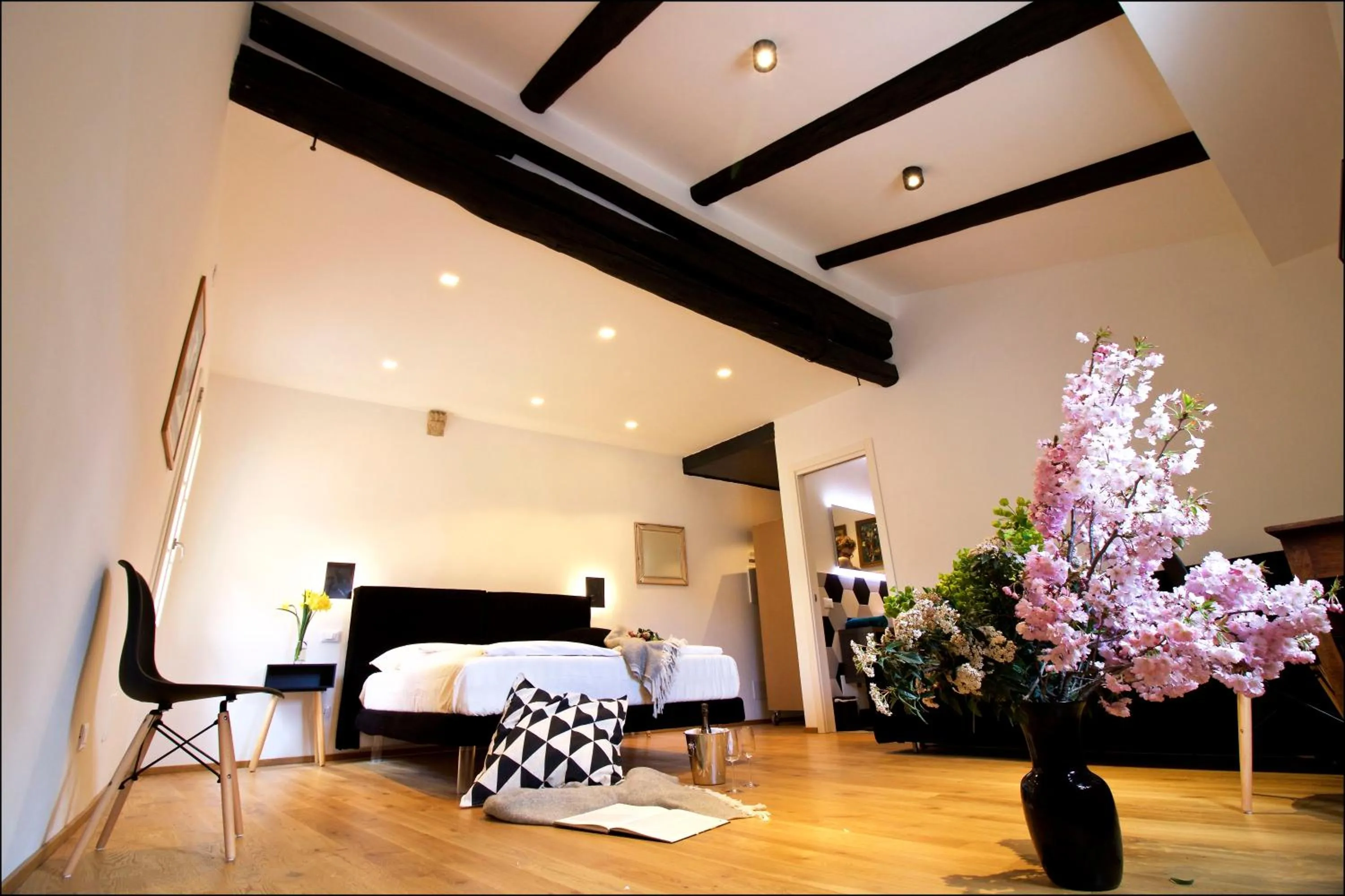 Bed in Villa De' Giacomi