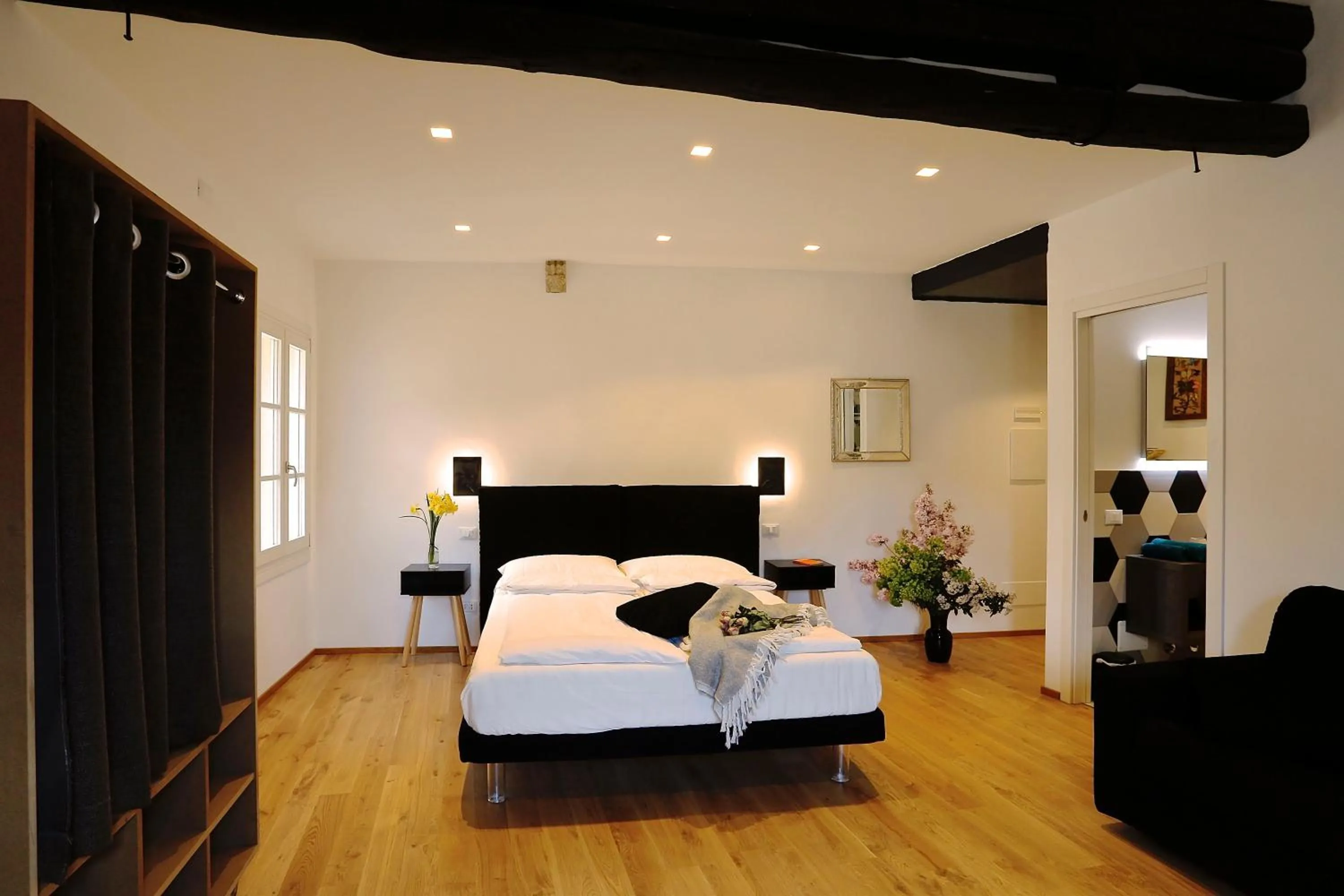 Bed in Villa De' Giacomi