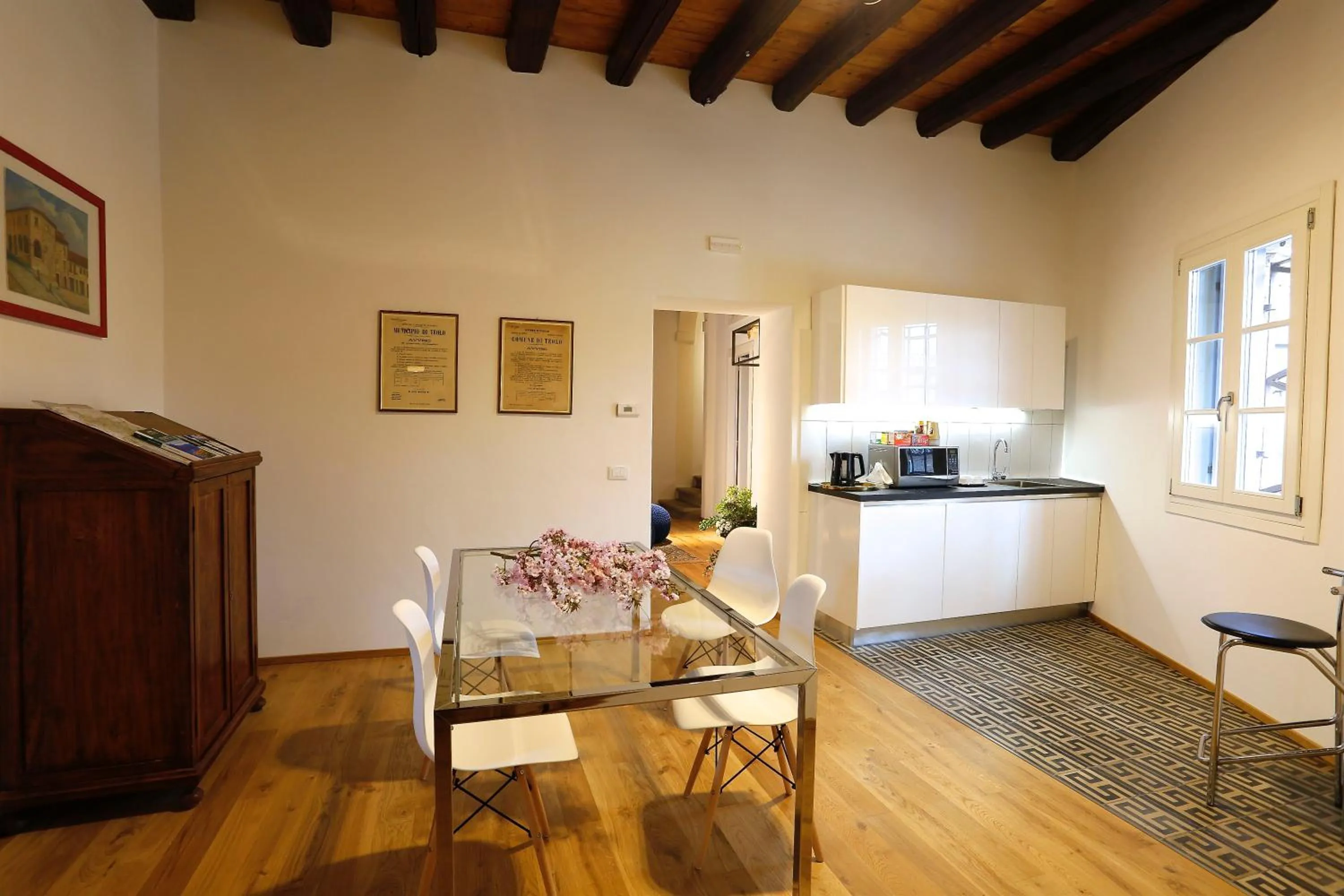 Kitchen or kitchenette in Villa De' Giacomi