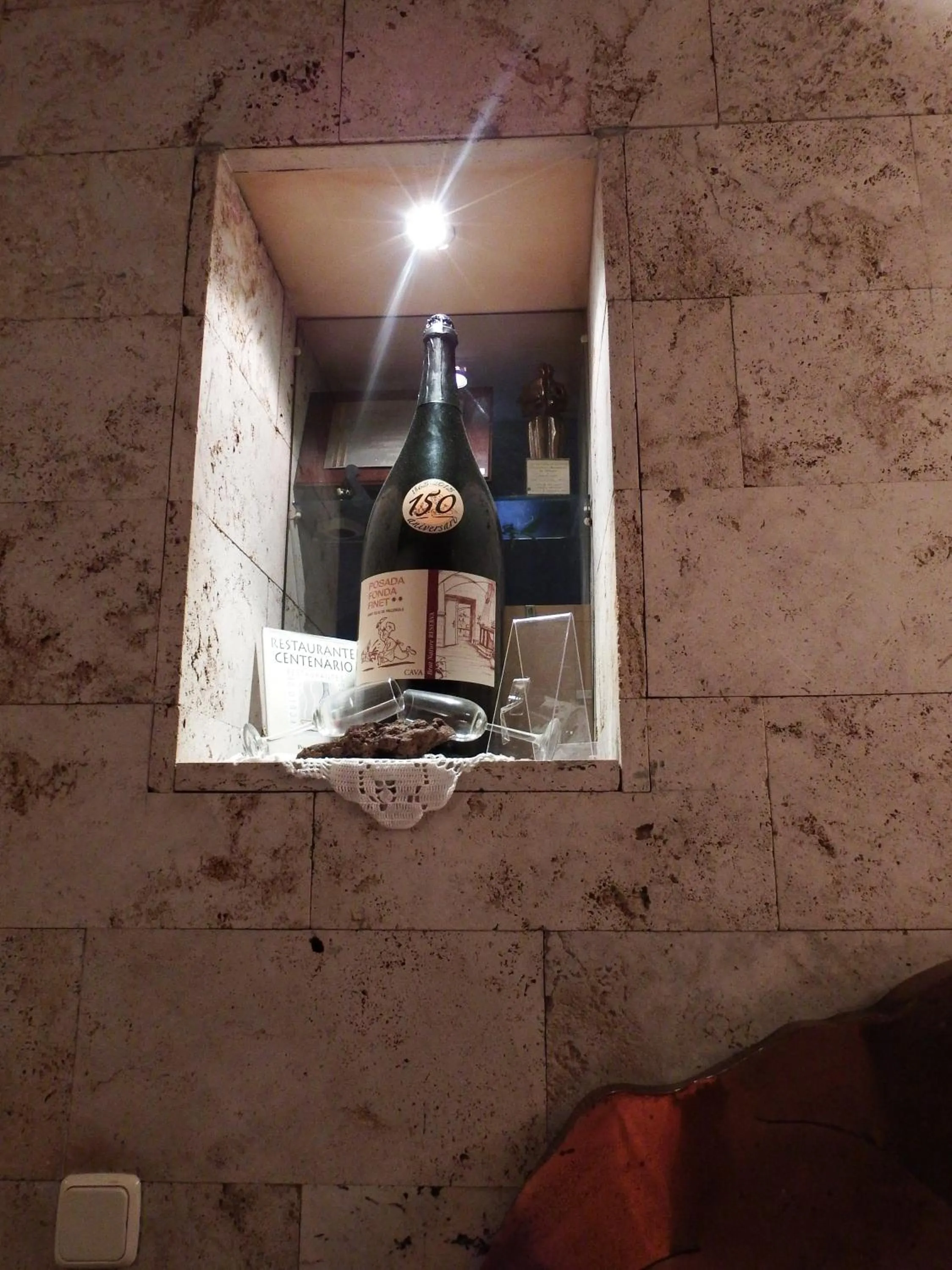 Logo/Certificate/Sign in Fonda Finet