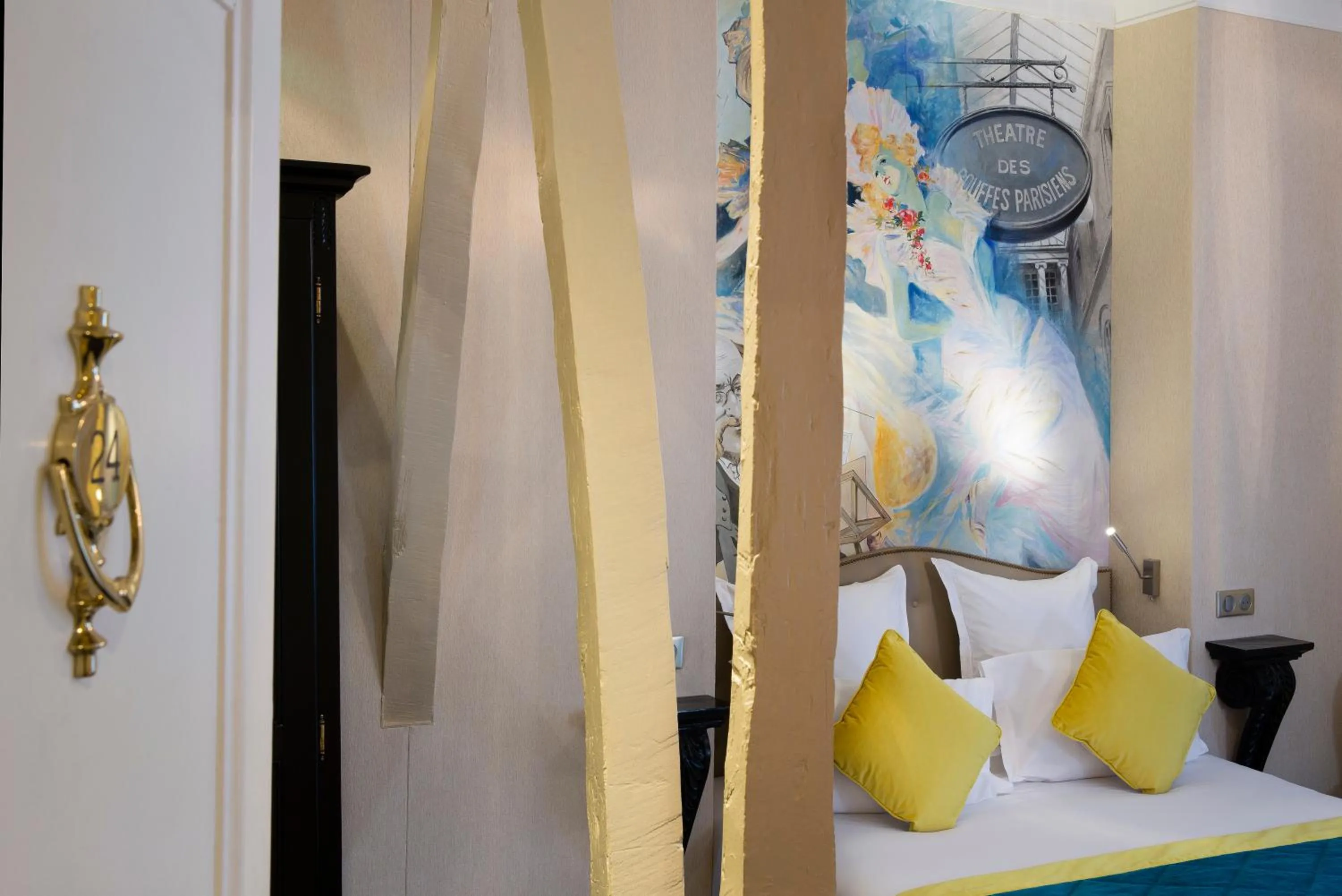 Photo of the whole room, Bed in Hotel & Spa de Latour Maubourg