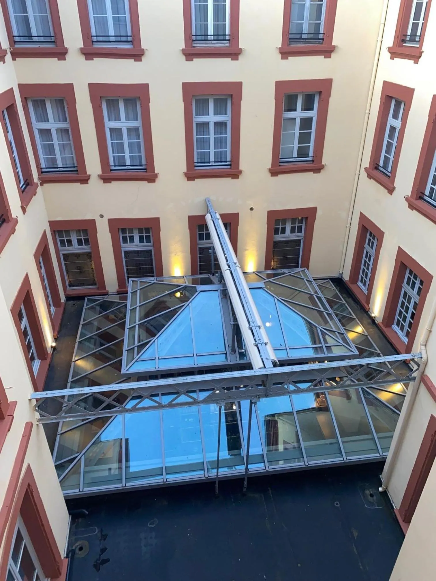 Property building in Hôtel Mercure Montauban