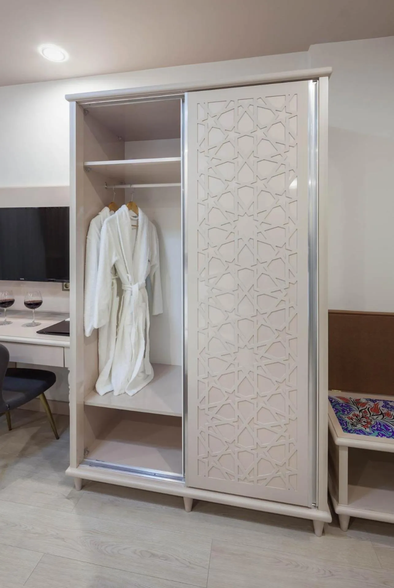 Other in OBAHAN HOTEL-Special Class