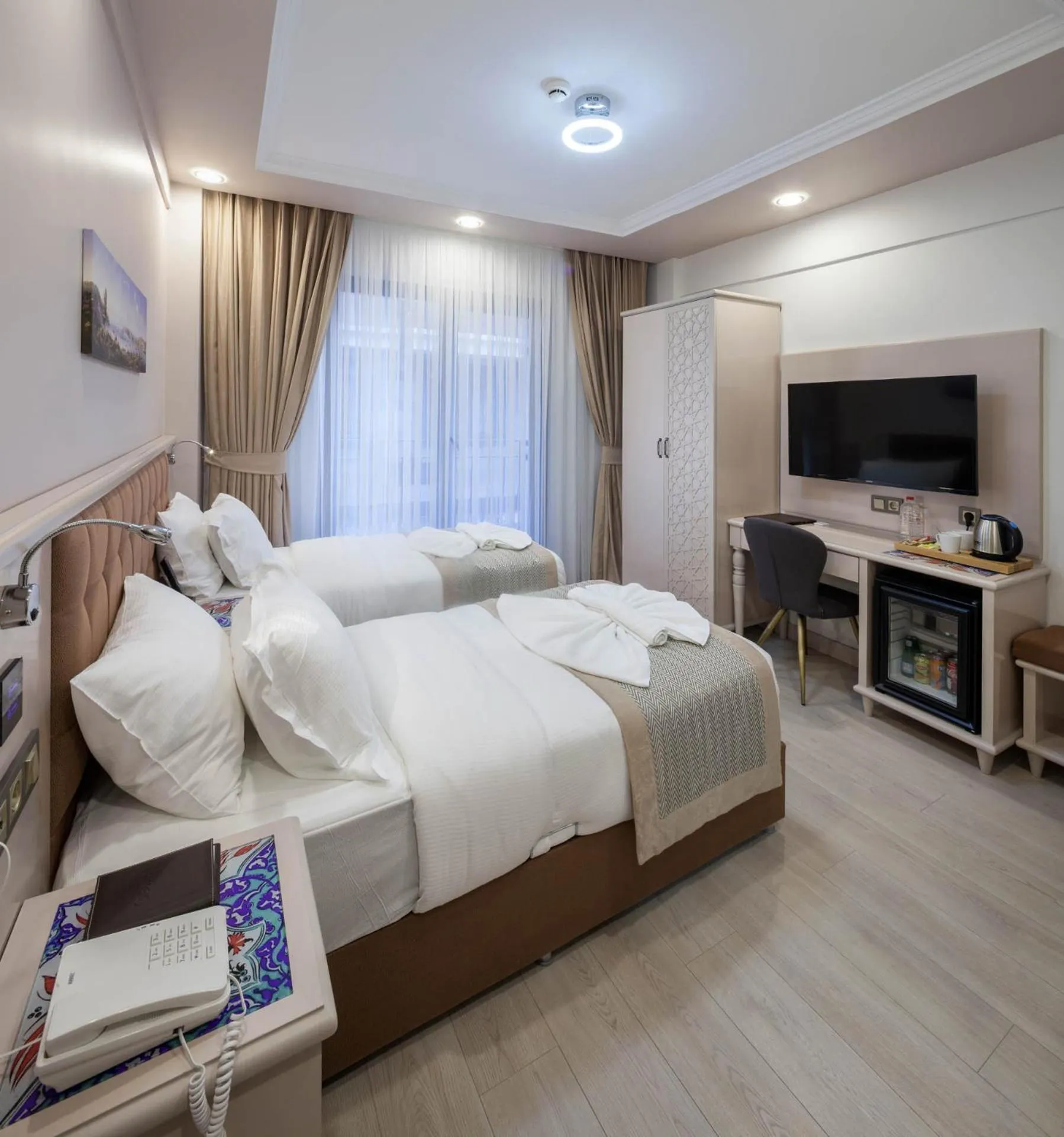 Bed in OBAHAN HOTEL-Special Class