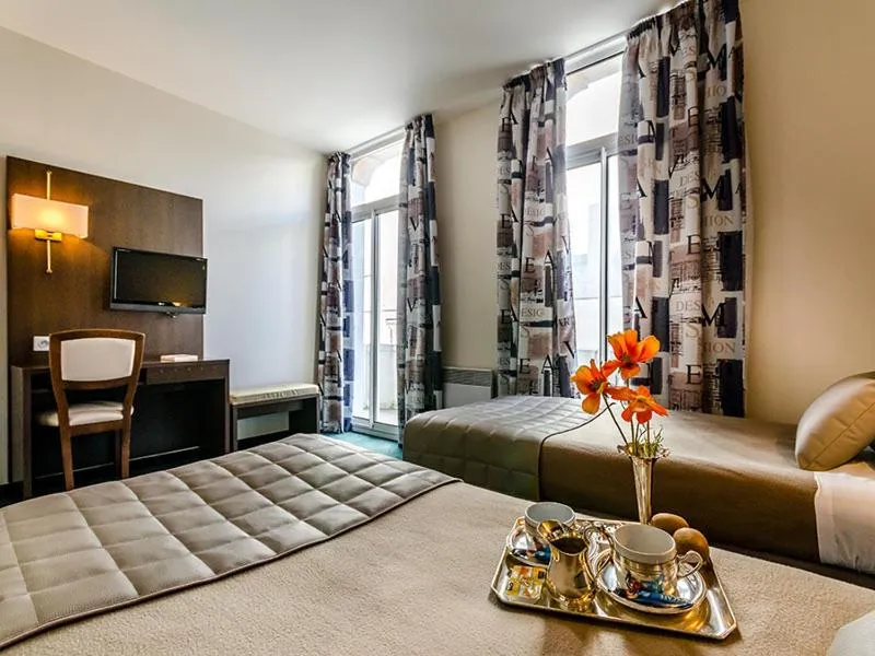 Hôtel Croix des Bretons - Lourdes Pyrénées