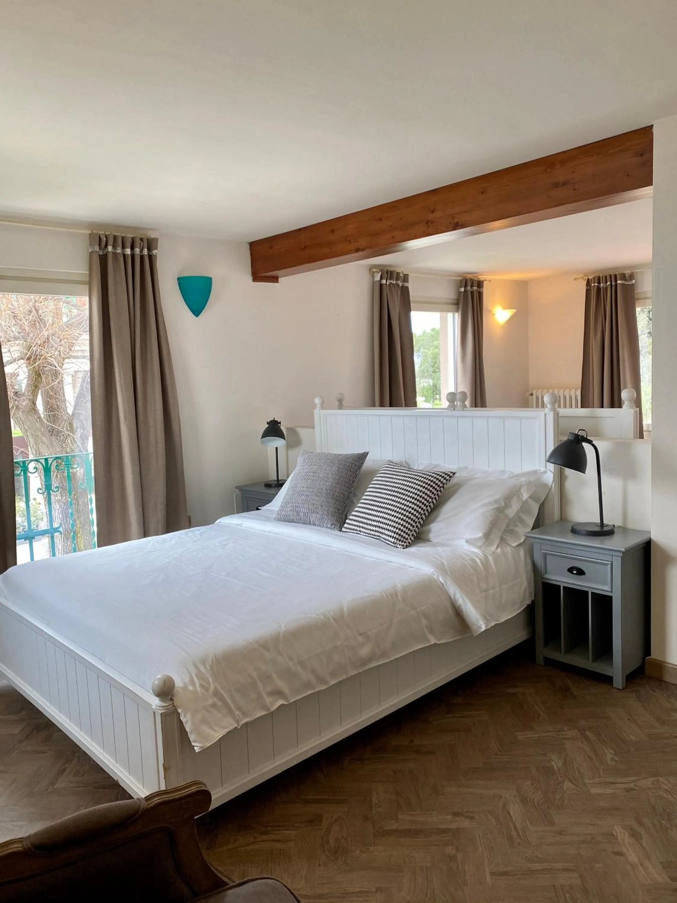 Bed in Villa Pioppi Hotel