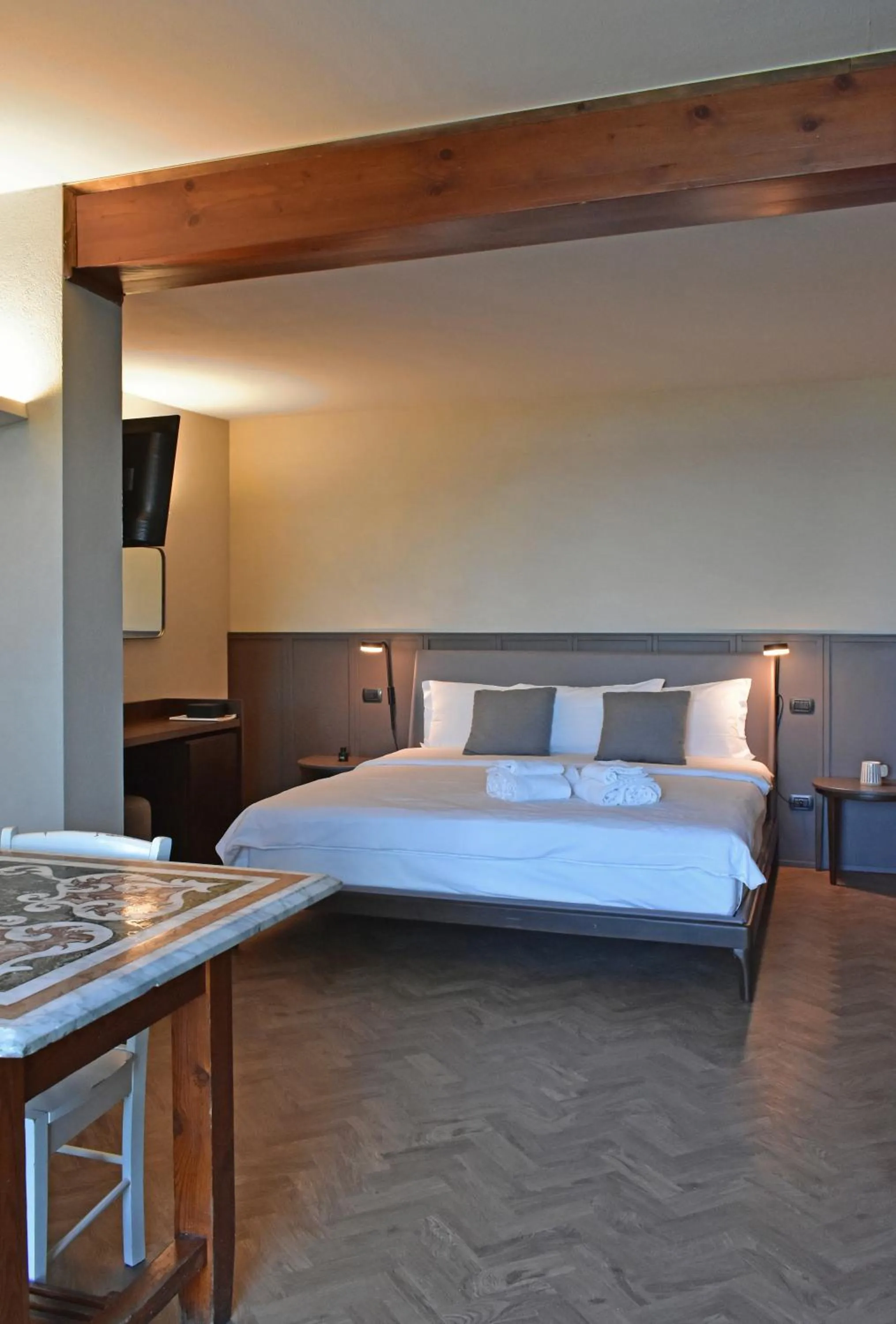 Photo of the whole room, Bed in Villa Pioppi Hotel