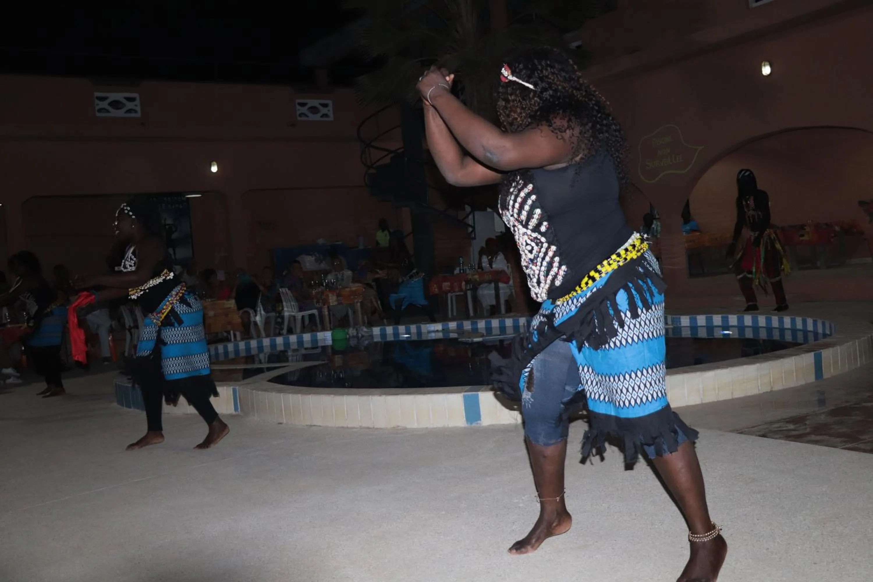 Evening entertainment in Africa 6 Plage