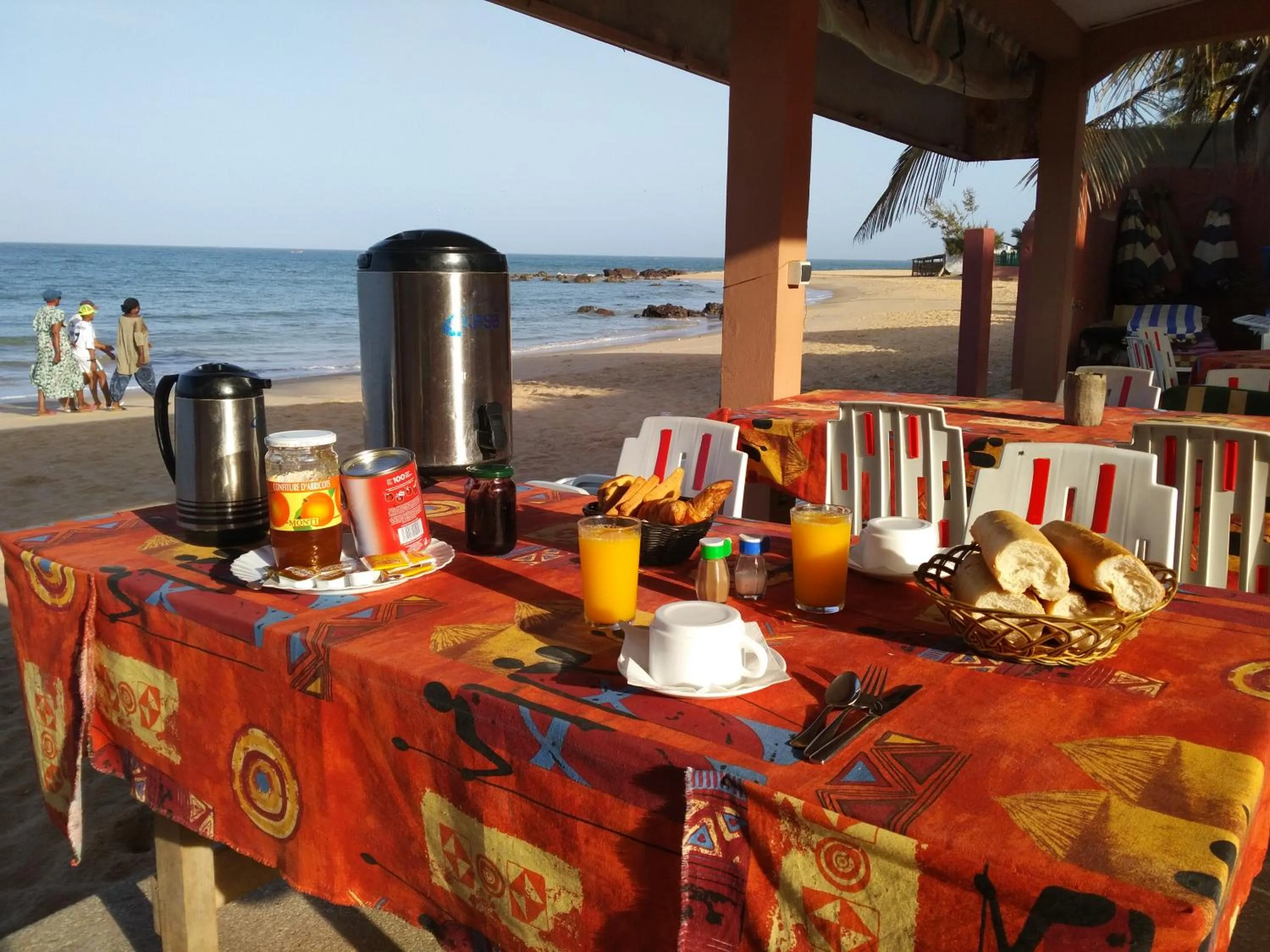 American breakfast in Africa 6 Plage