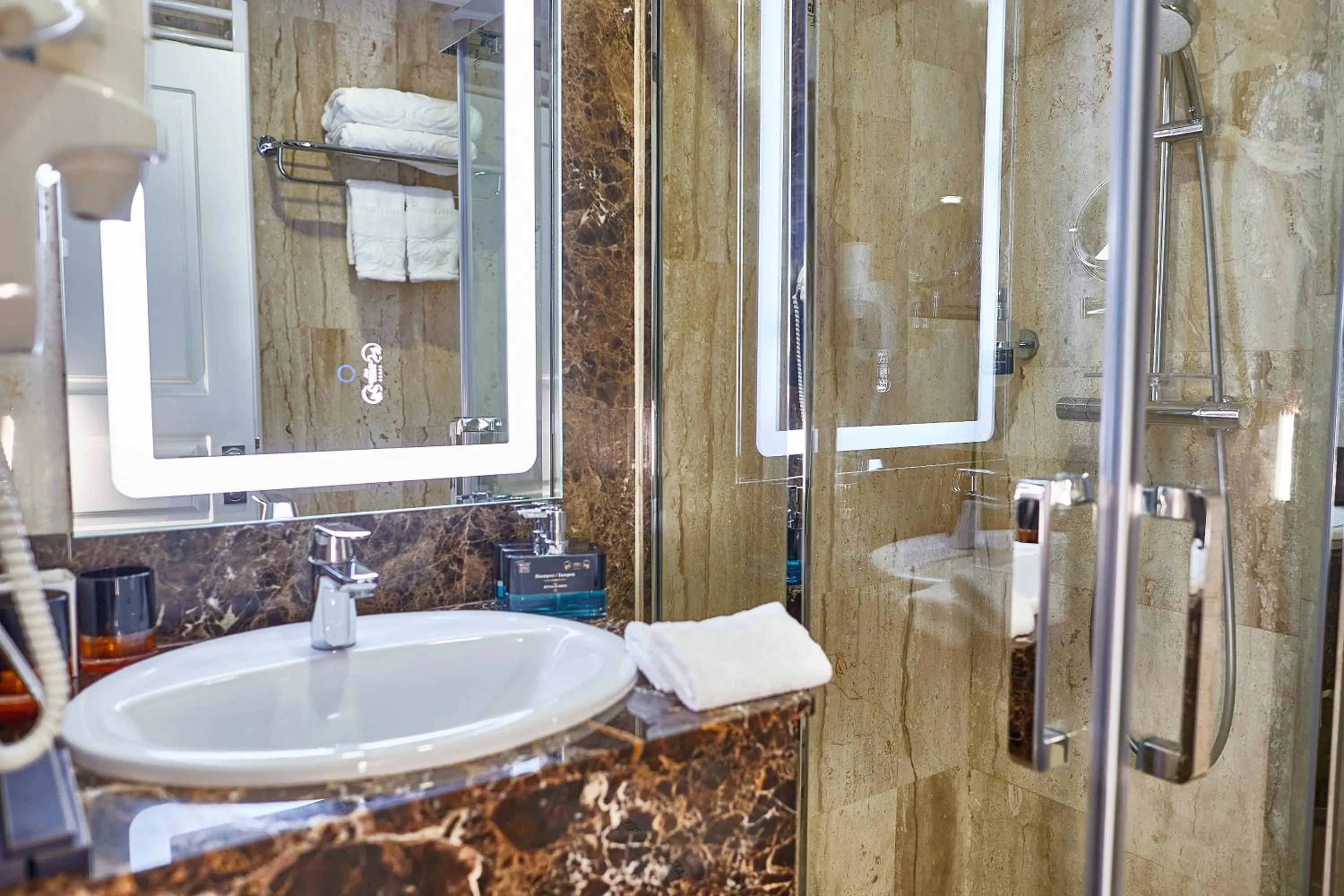 Bathroom in Lebada Luxury Resort & Spa