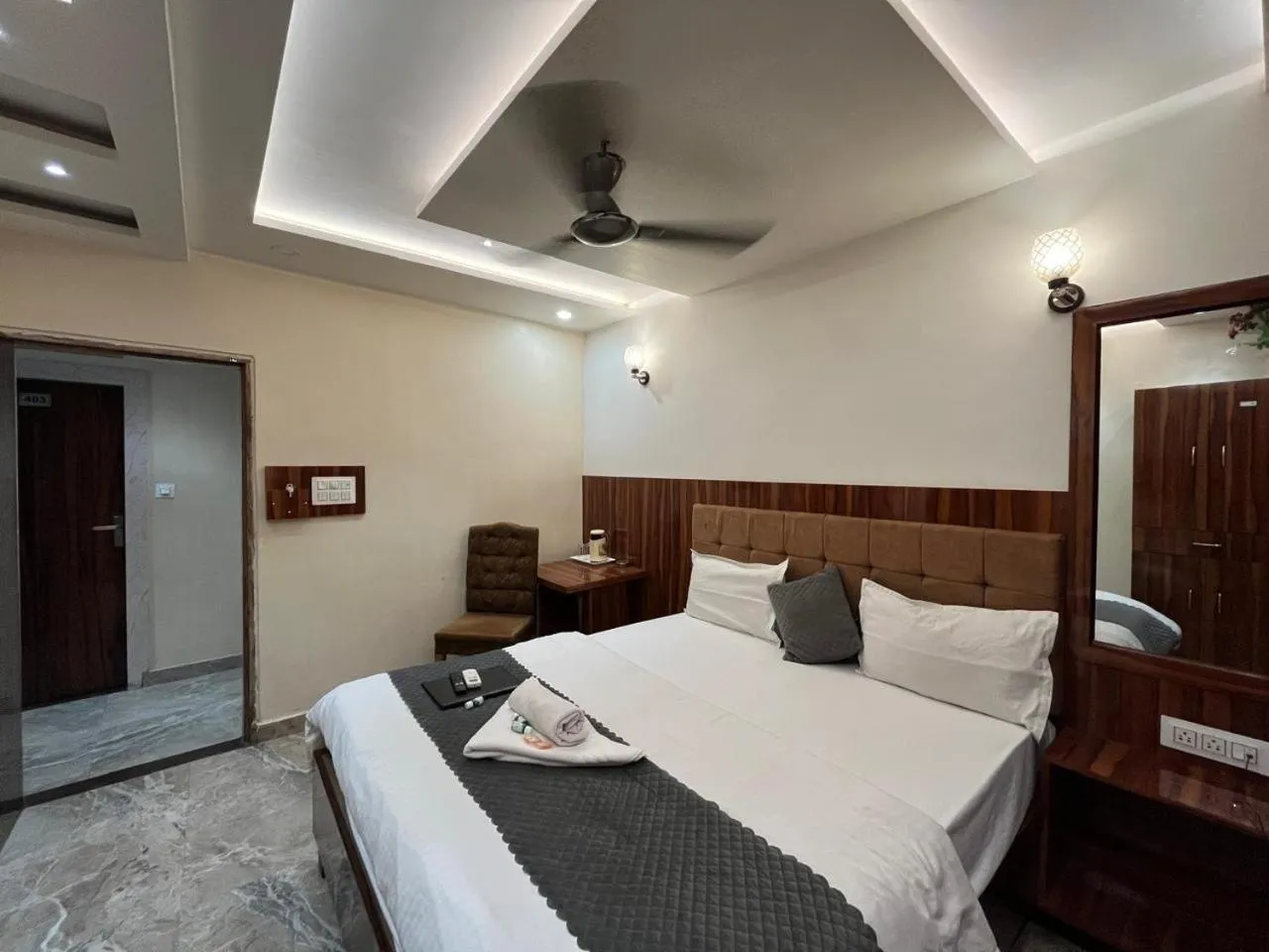 Bed in Hotel Ashoka Ganages