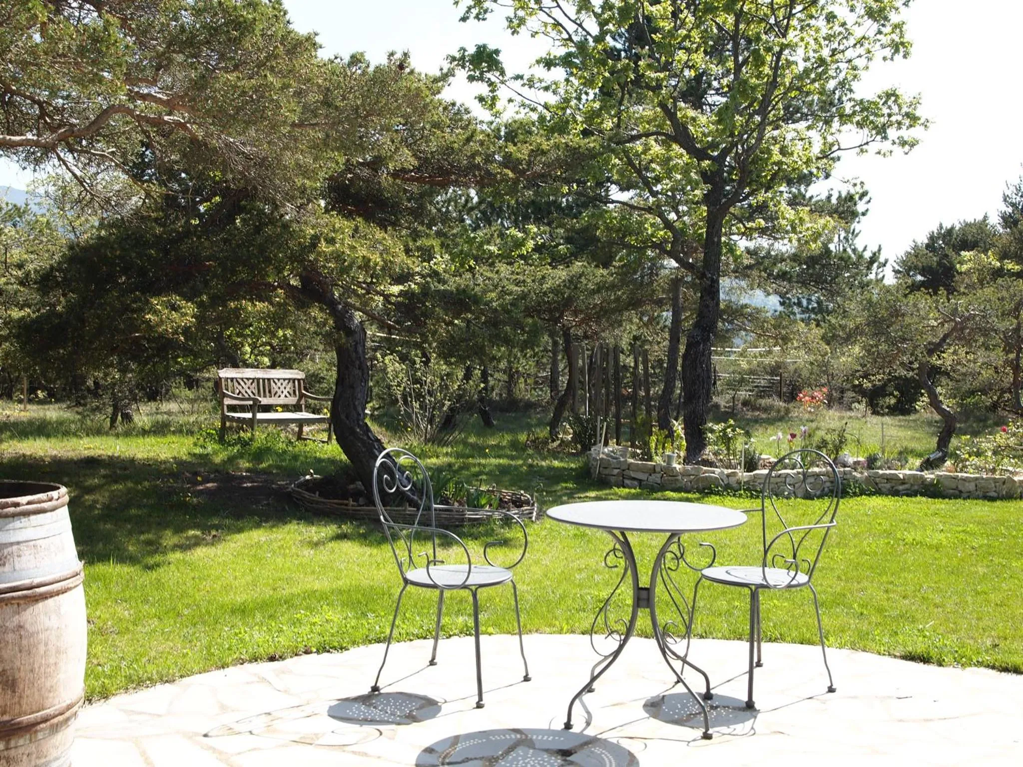 Patio in Le Mapillon