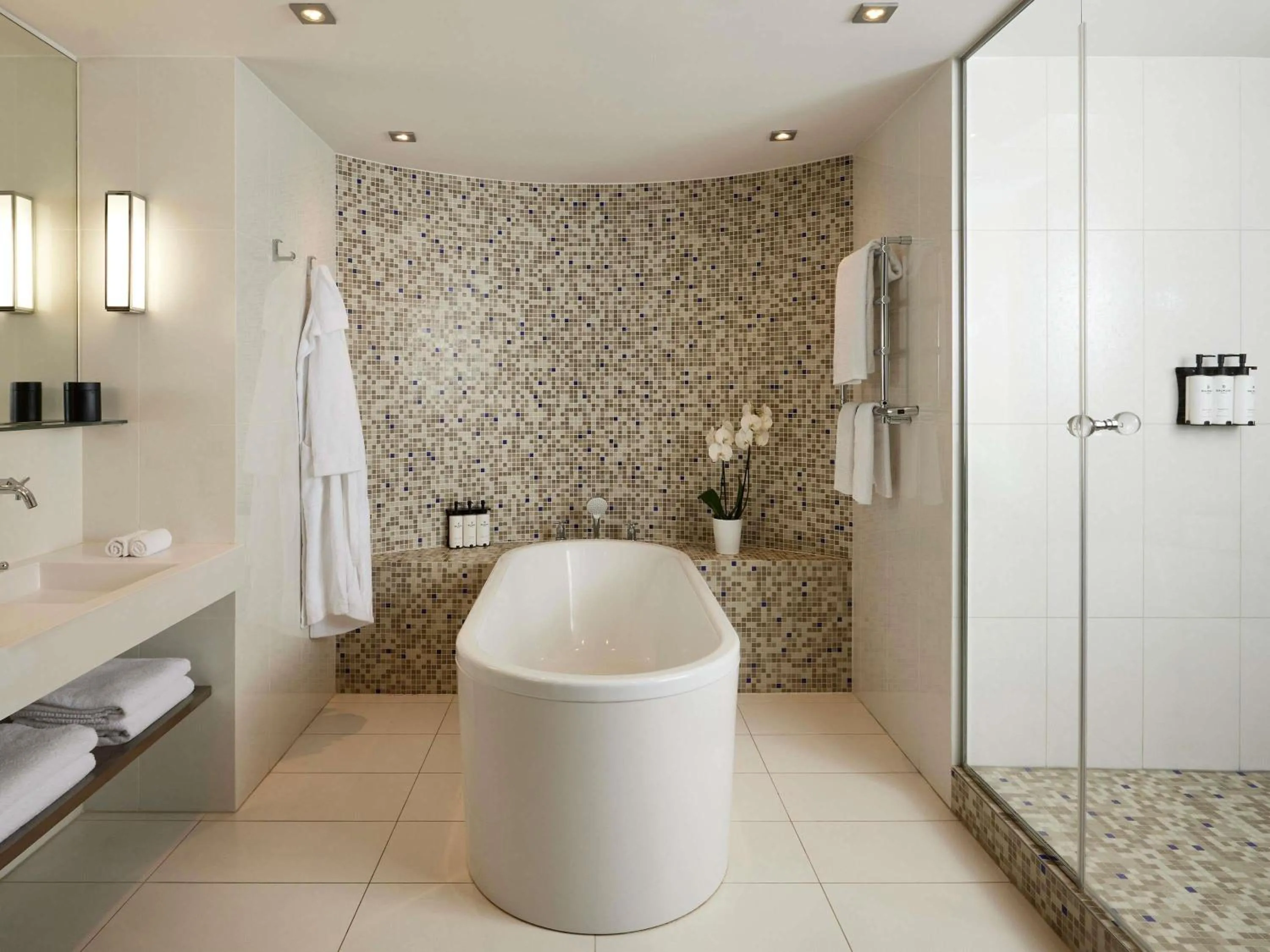 Bedroom in Sofitel Paris Arc De Triomphe