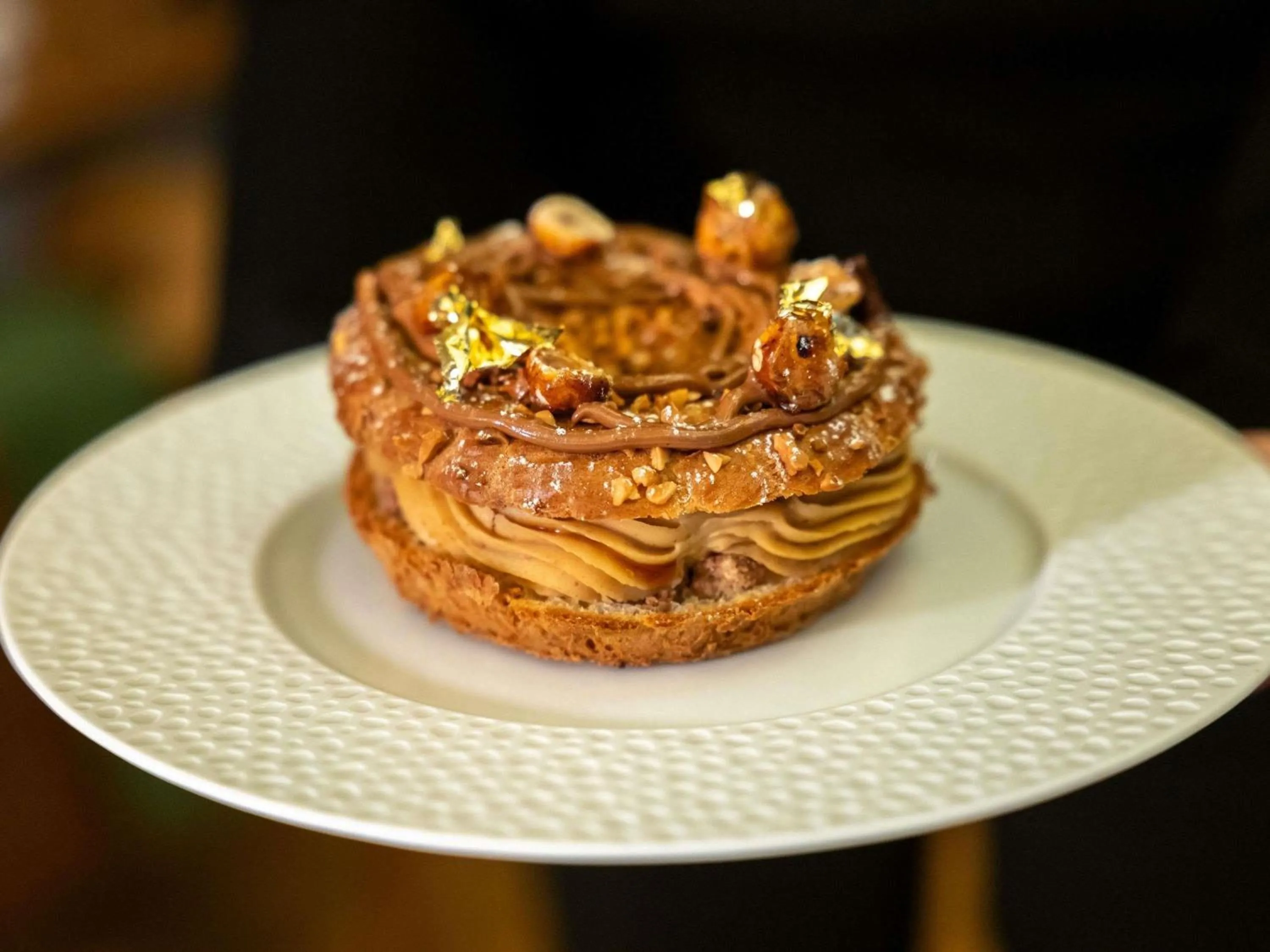 Restaurant/places to eat in Sofitel Paris Arc De Triomphe