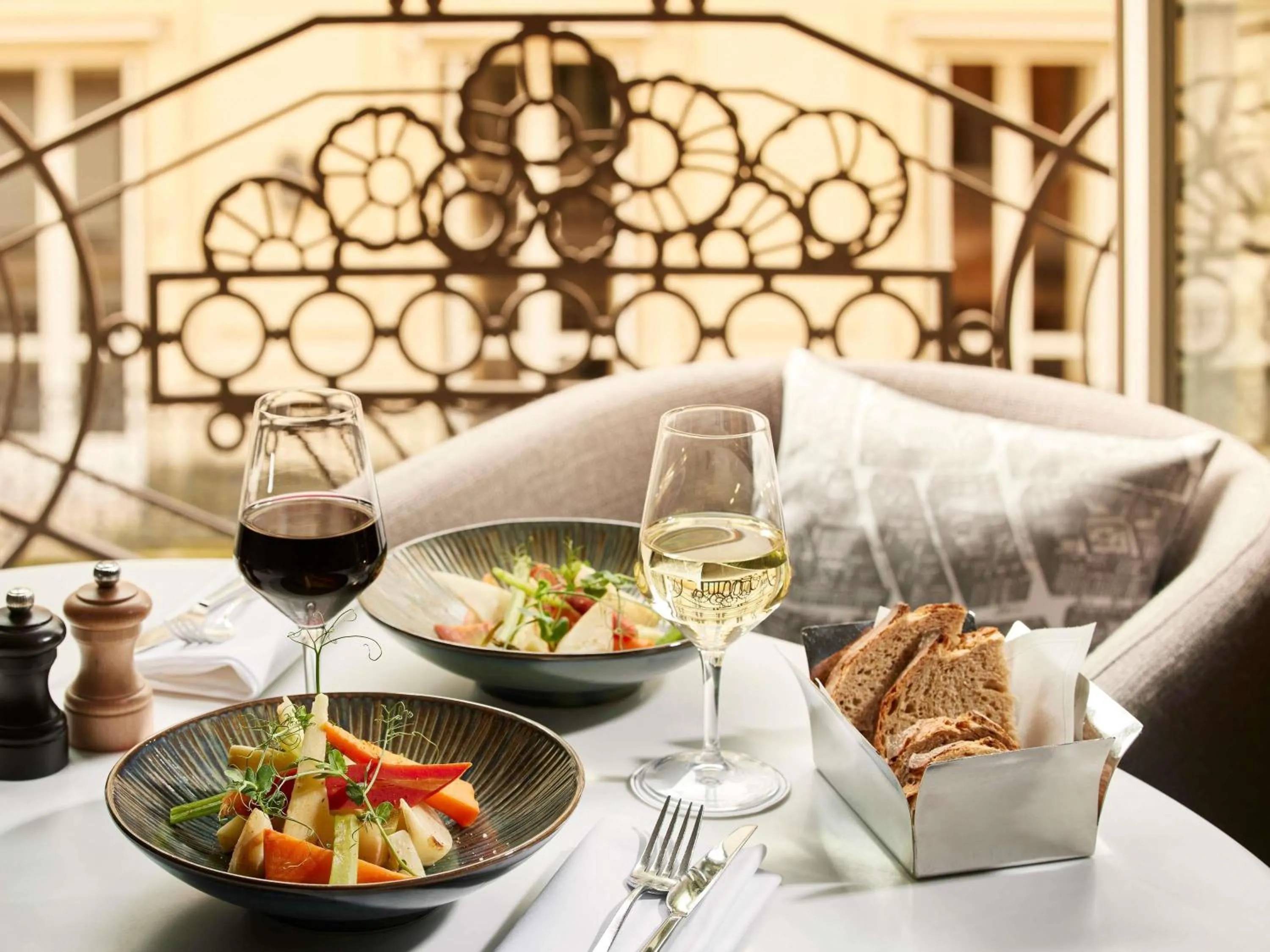 Bedroom in Sofitel Paris Arc De Triomphe