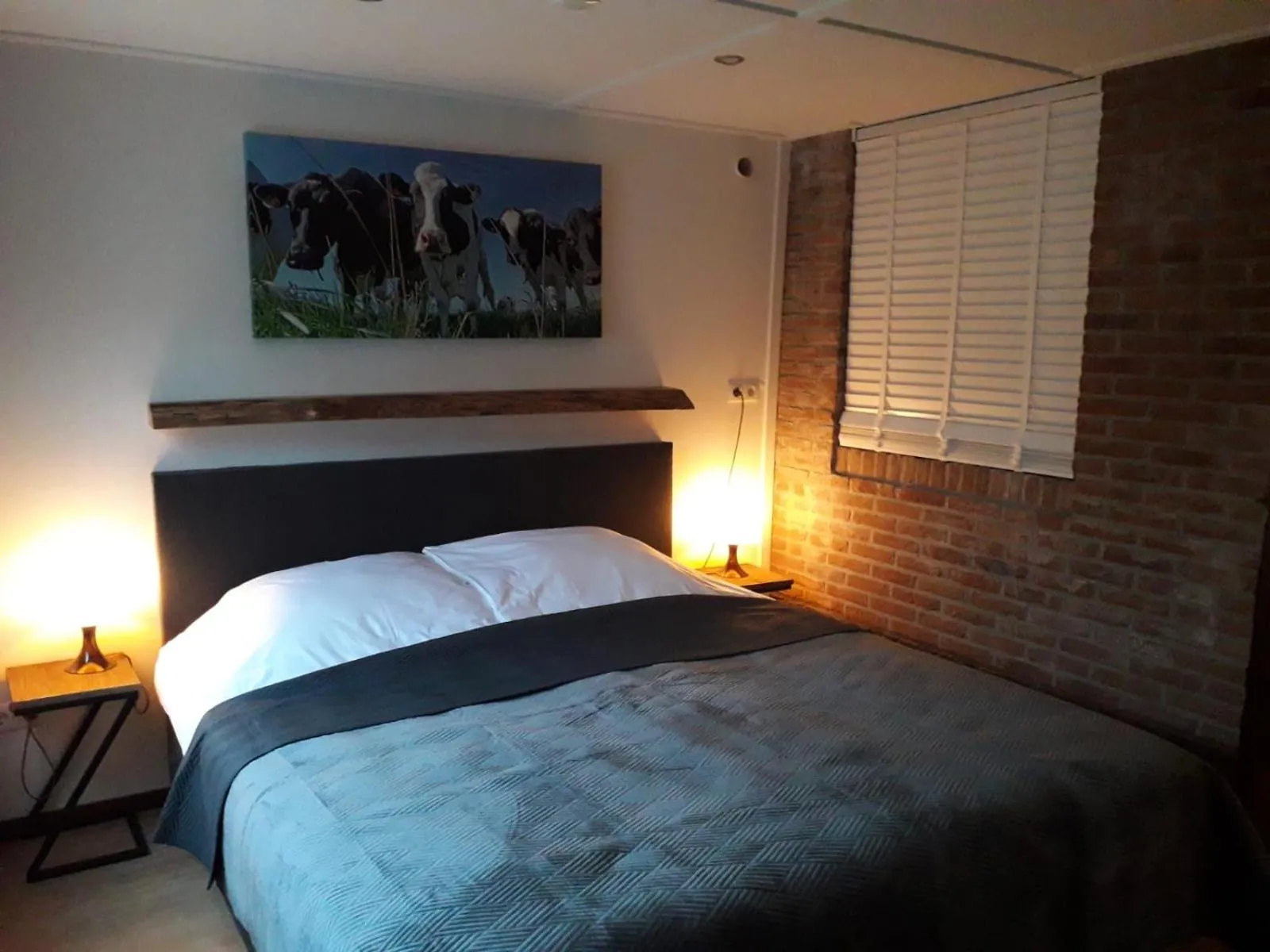 Photo of the whole room, Bed in B&B CaSandra