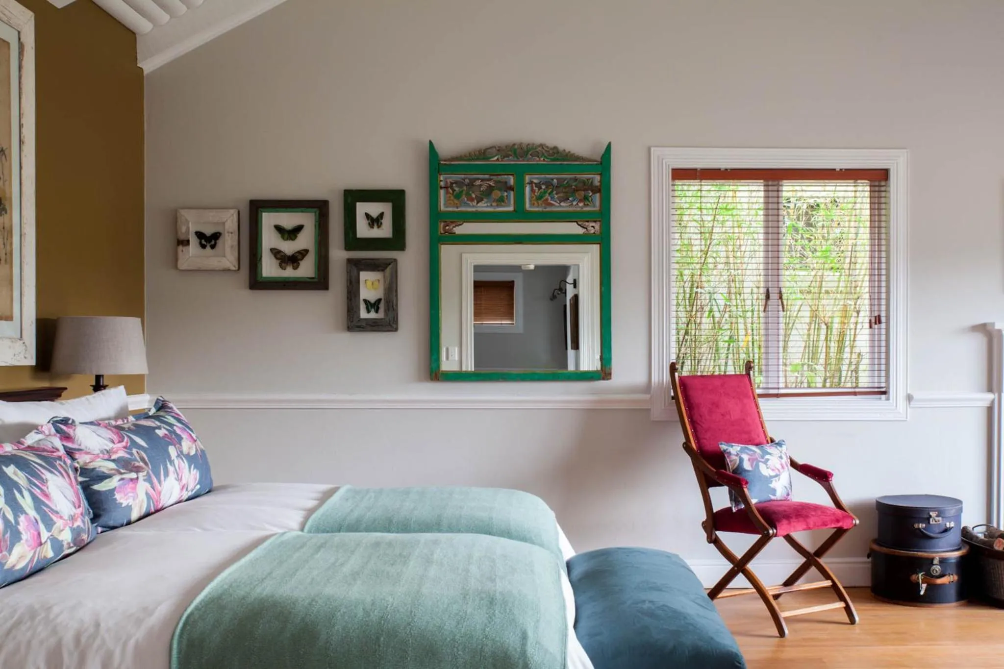 Bed in Emily Moon River Lodge