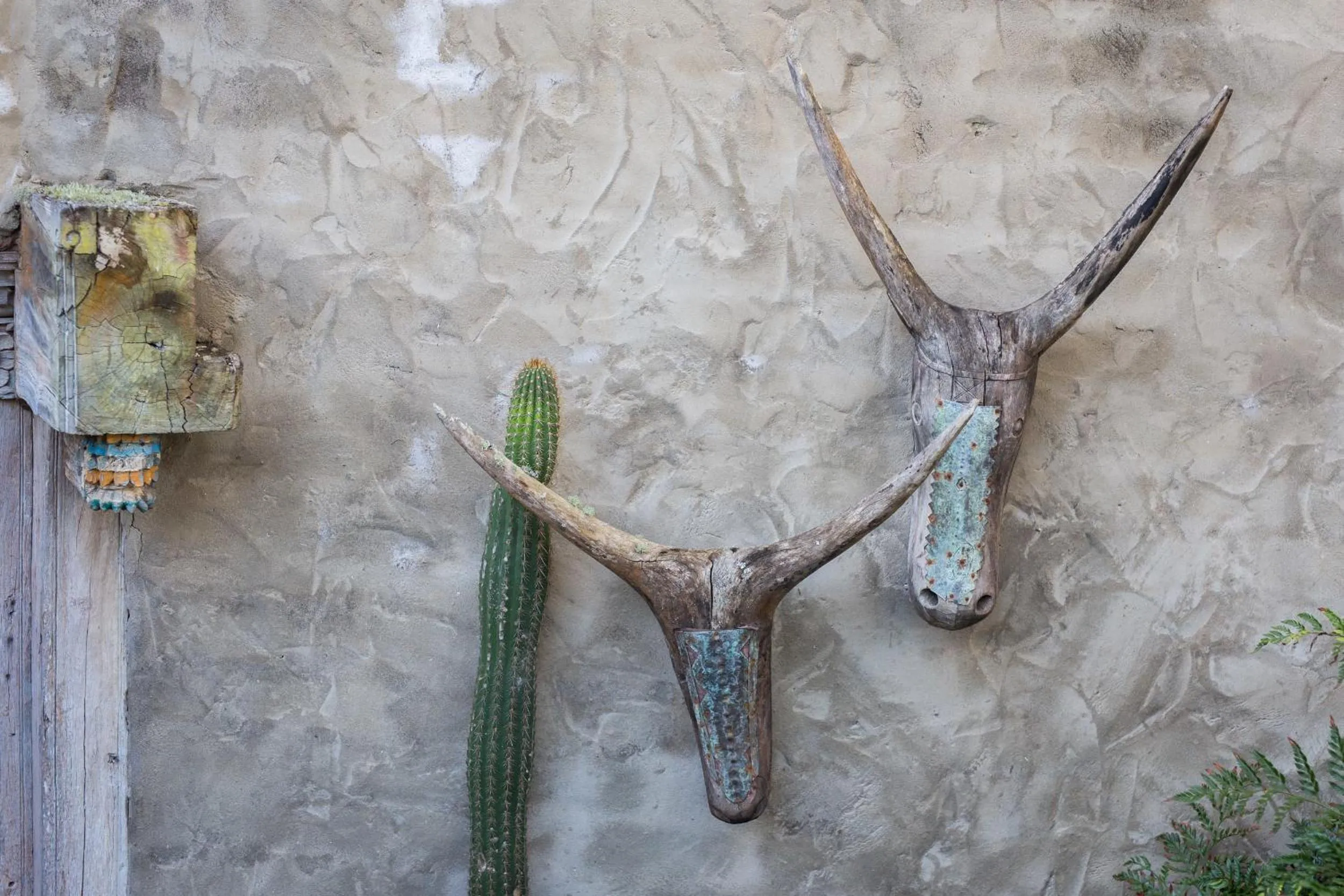 Decorative detail in Emily Moon River Lodge