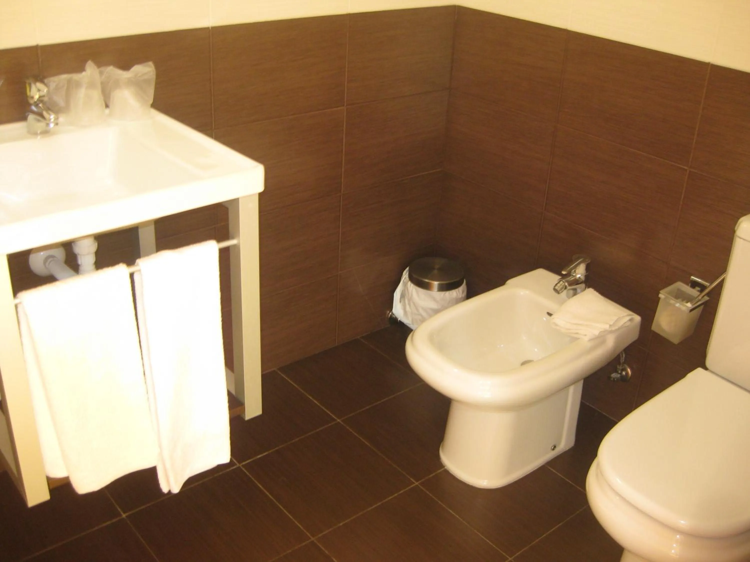 Toilet in Hotel Minho Belo