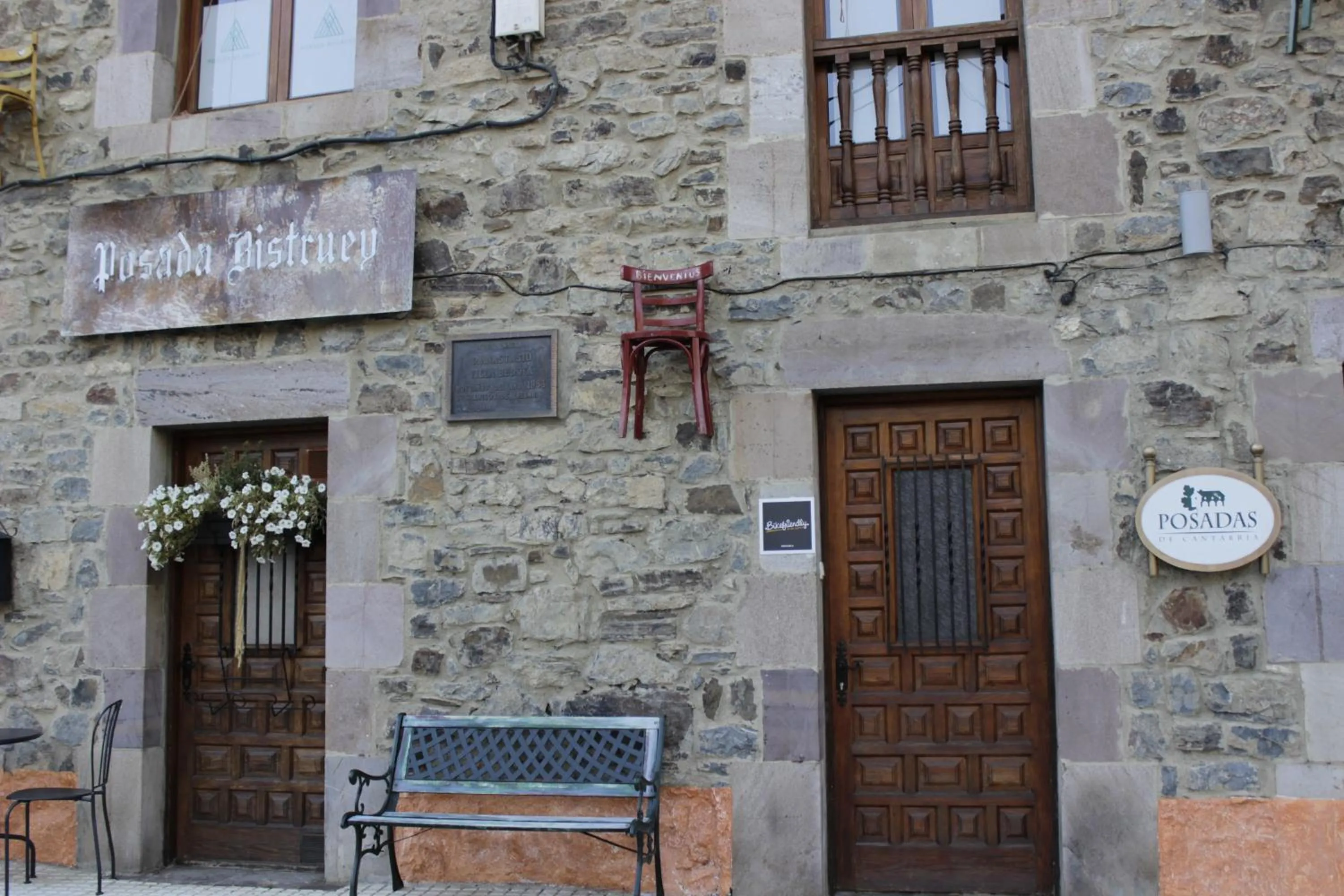 Facade/entrance in Posada Rural Bistruey