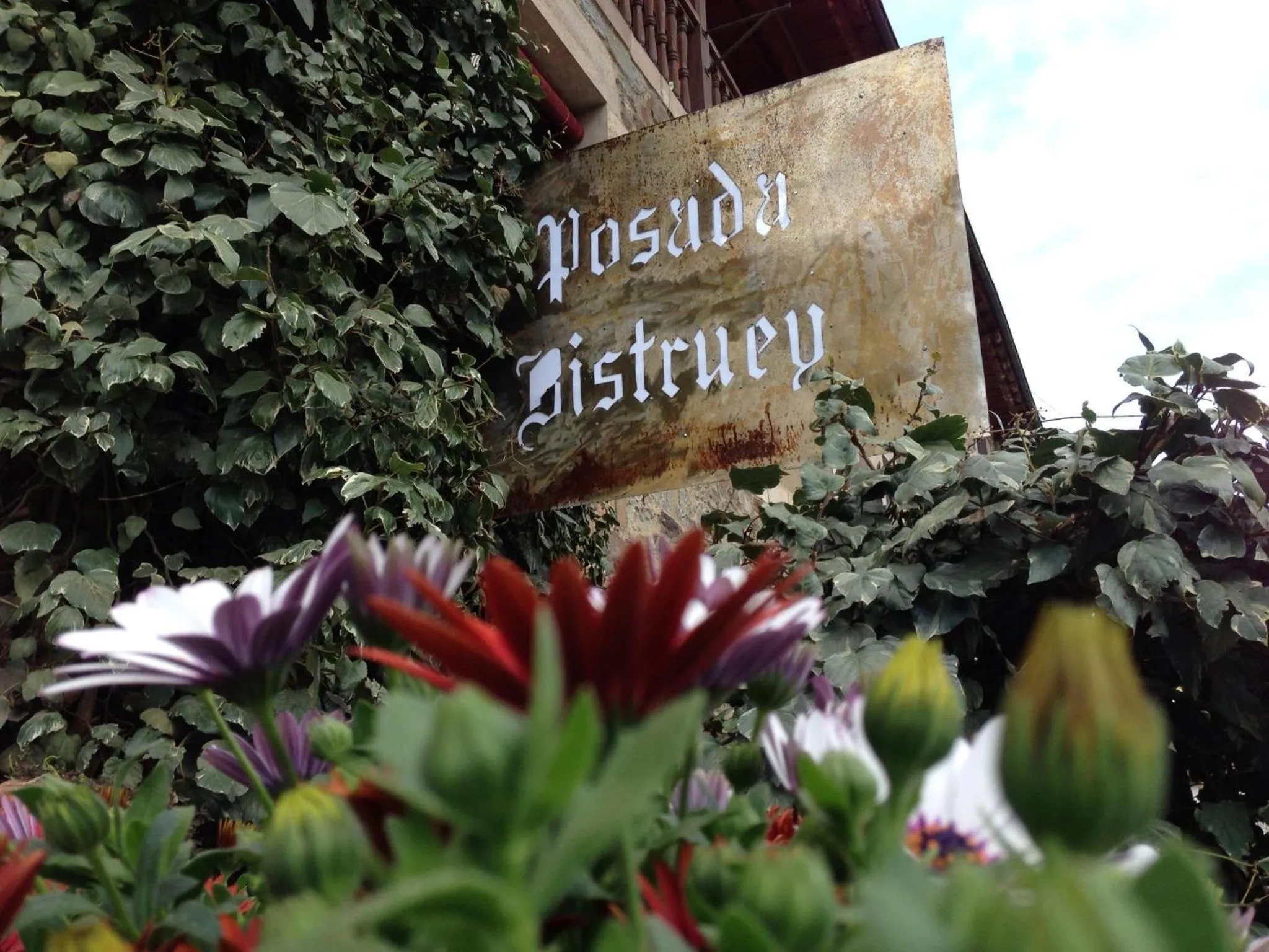 Facade/entrance in Posada Rural Bistruey