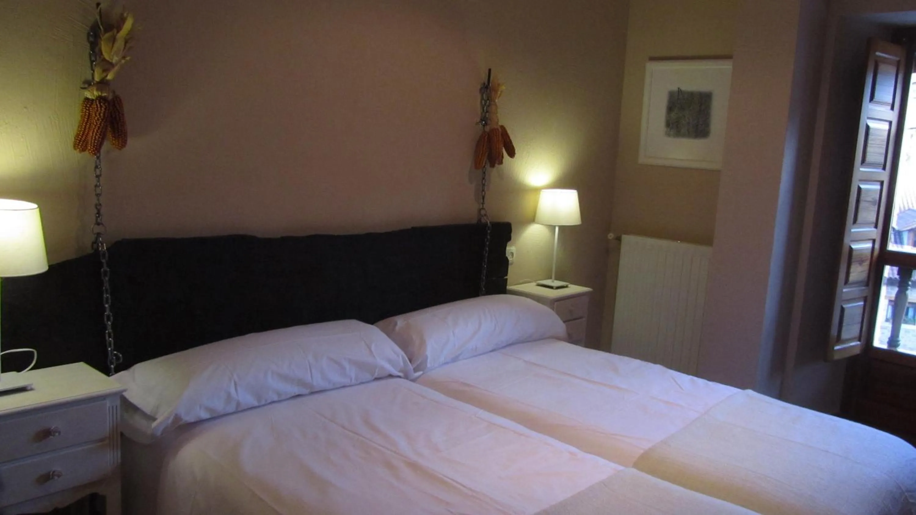 Photo of the whole room, Bed in Posada Rural Bistruey