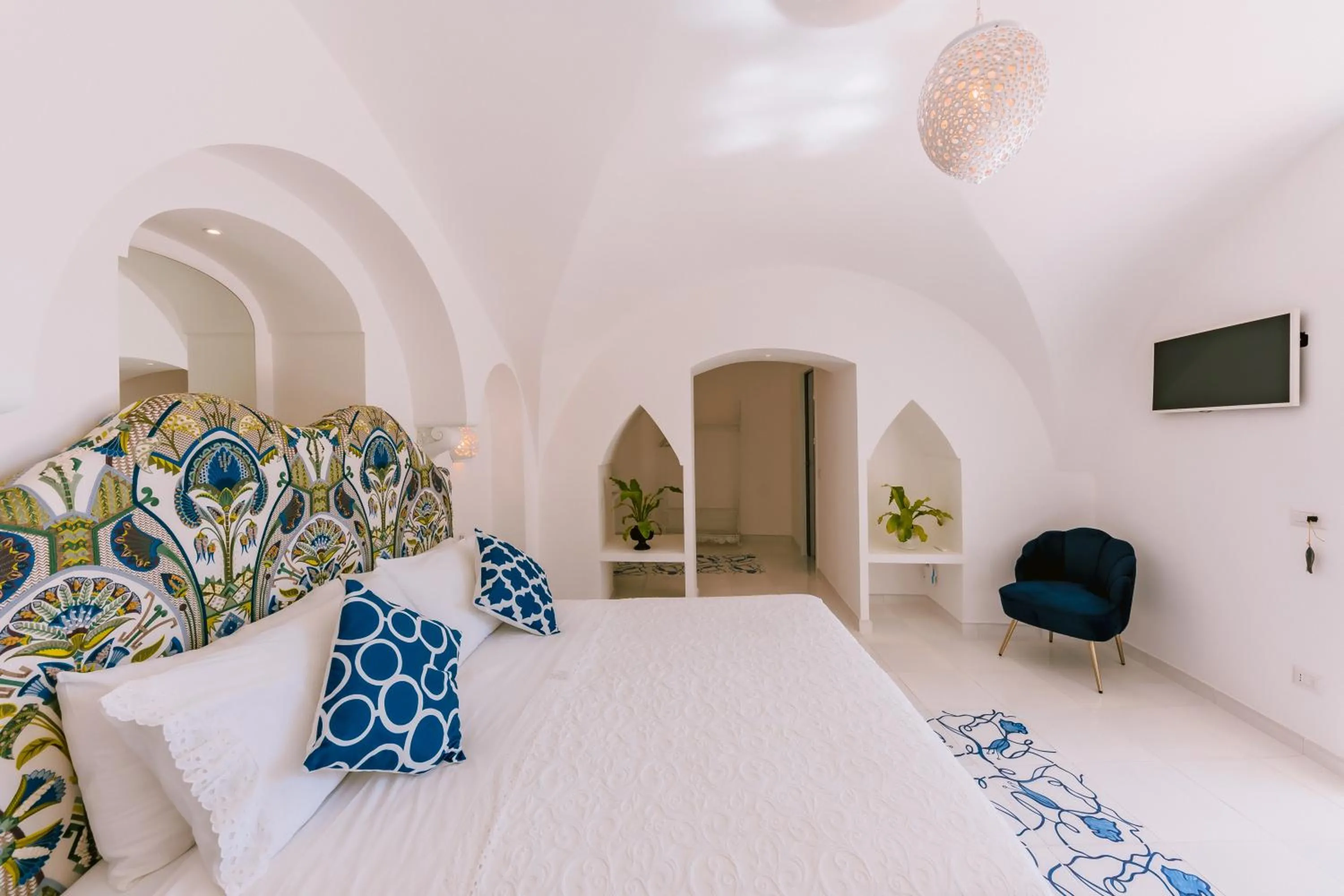 Bed in Villa Mary Suites