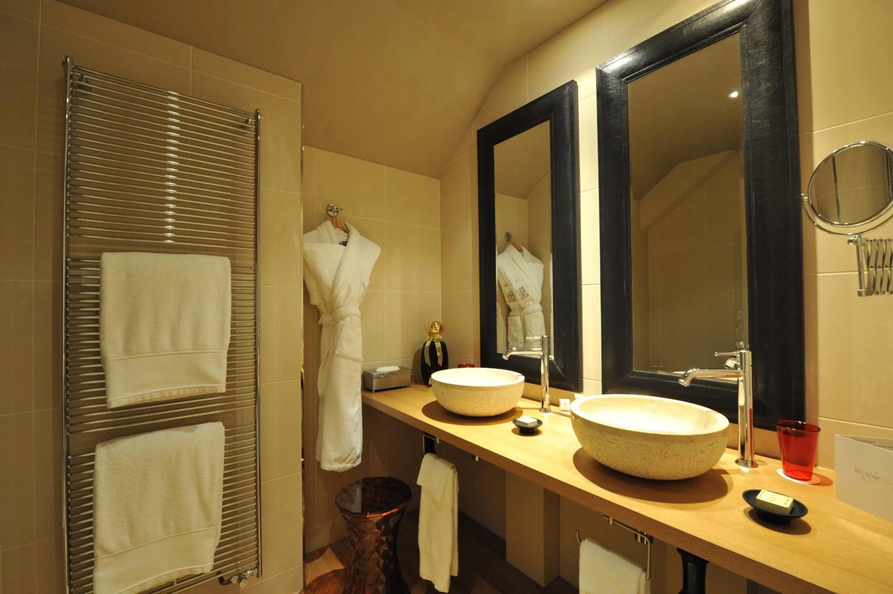 Bathroom in Hôtel & Spa de La Bretesche