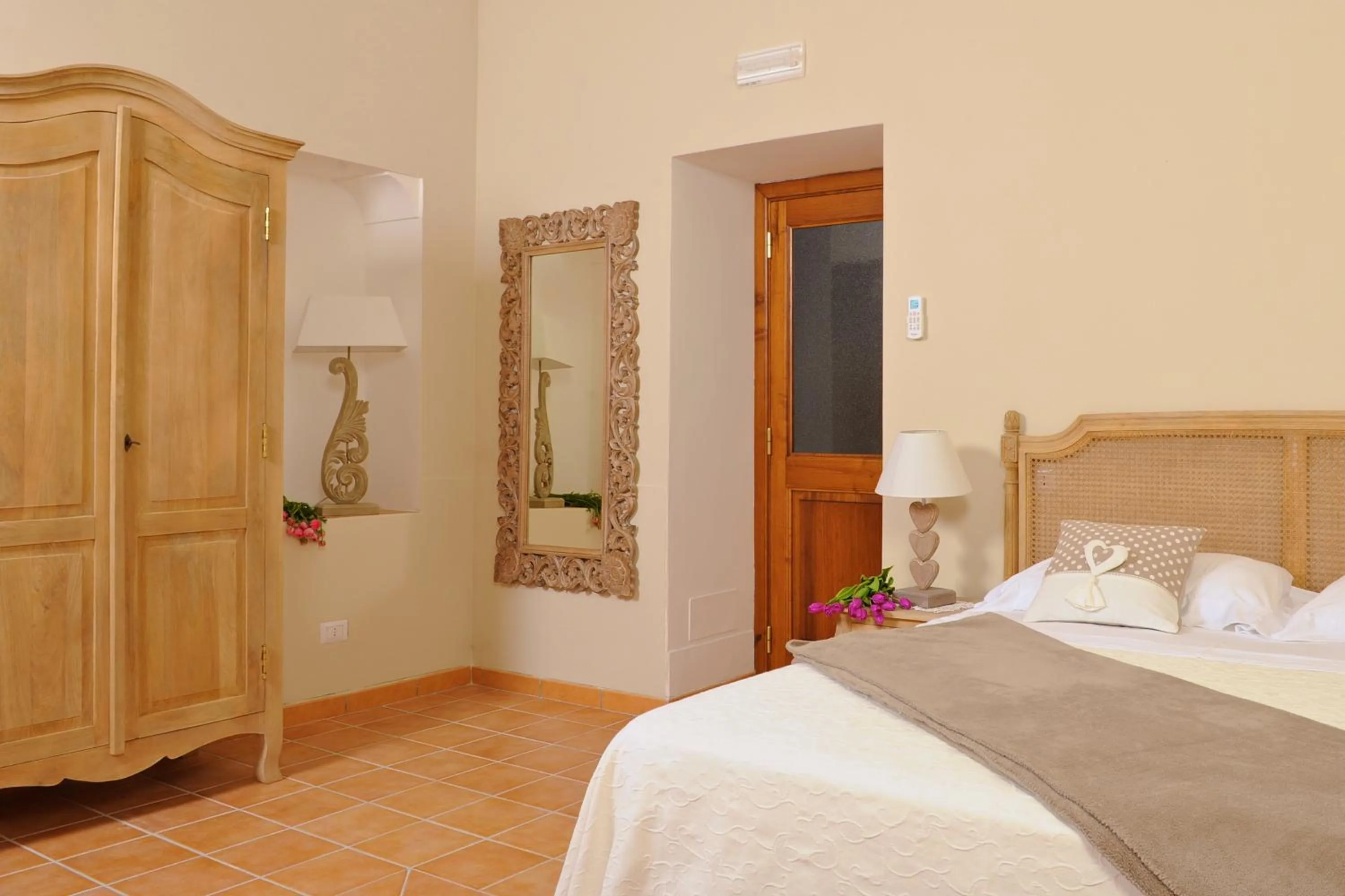 Photo of the whole room, Bed in Maison Liparlati