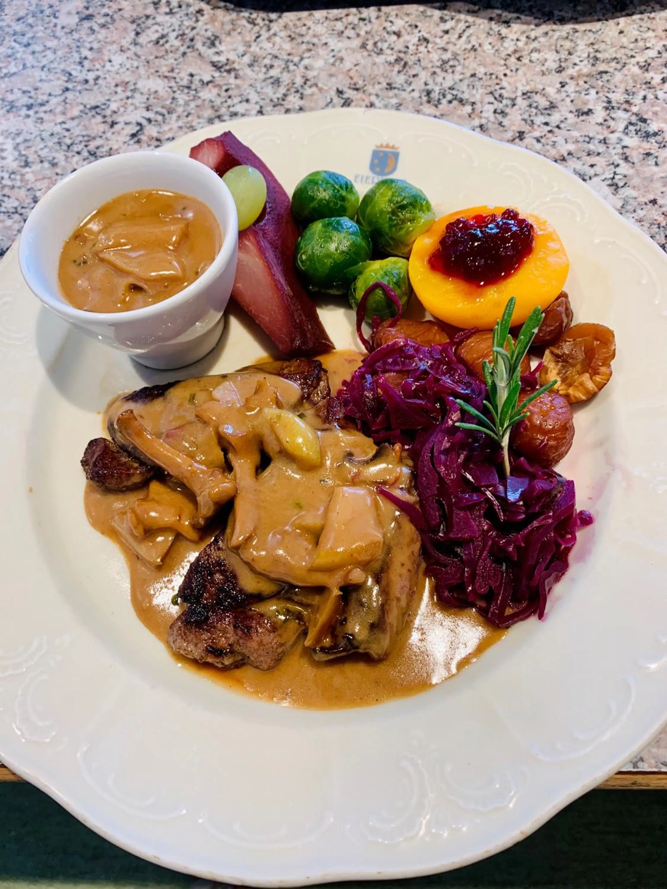 Restaurant/places to eat in Hotel - Restaurant Eierhals am Ägerisee