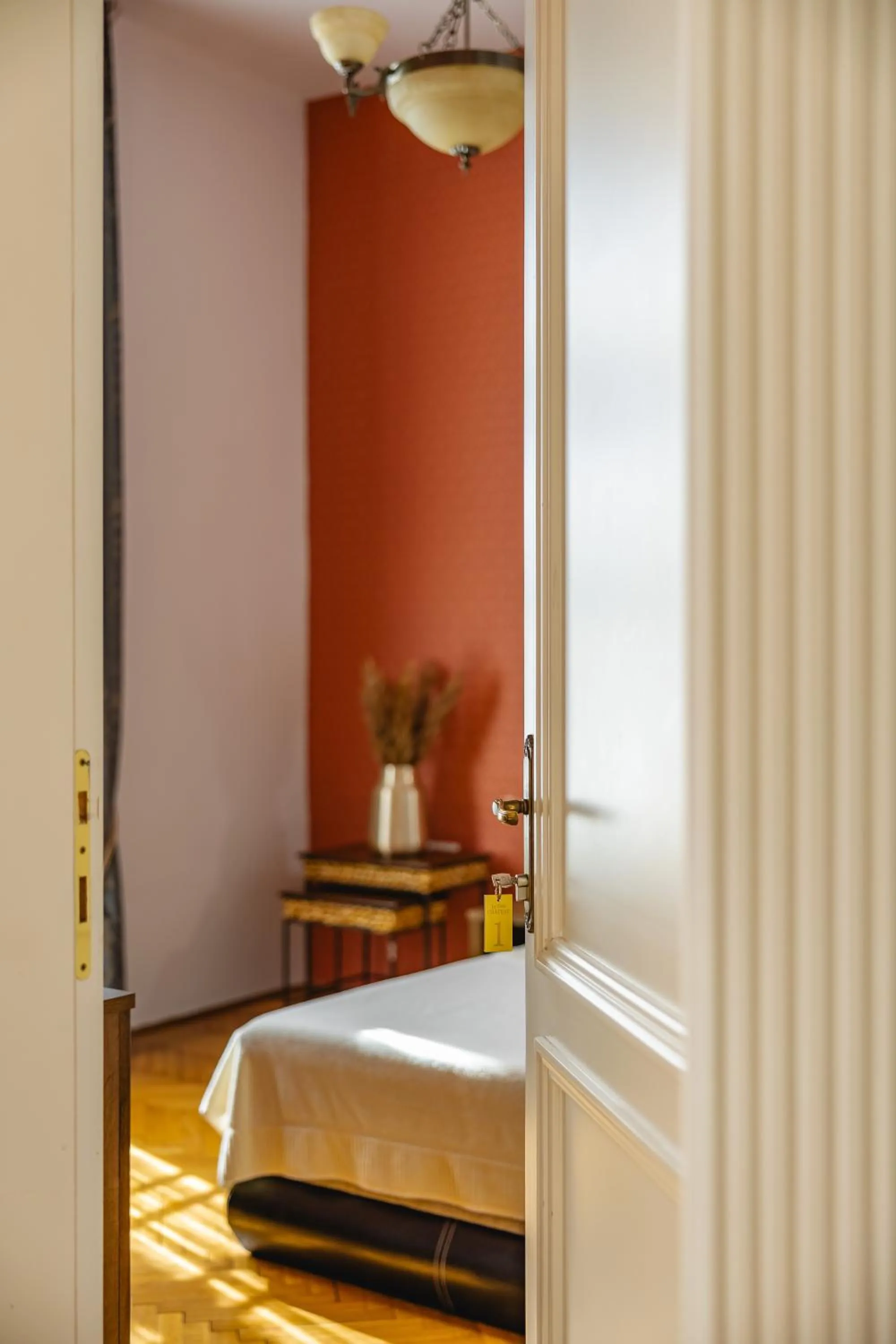 Bed in Le Petit Chateau