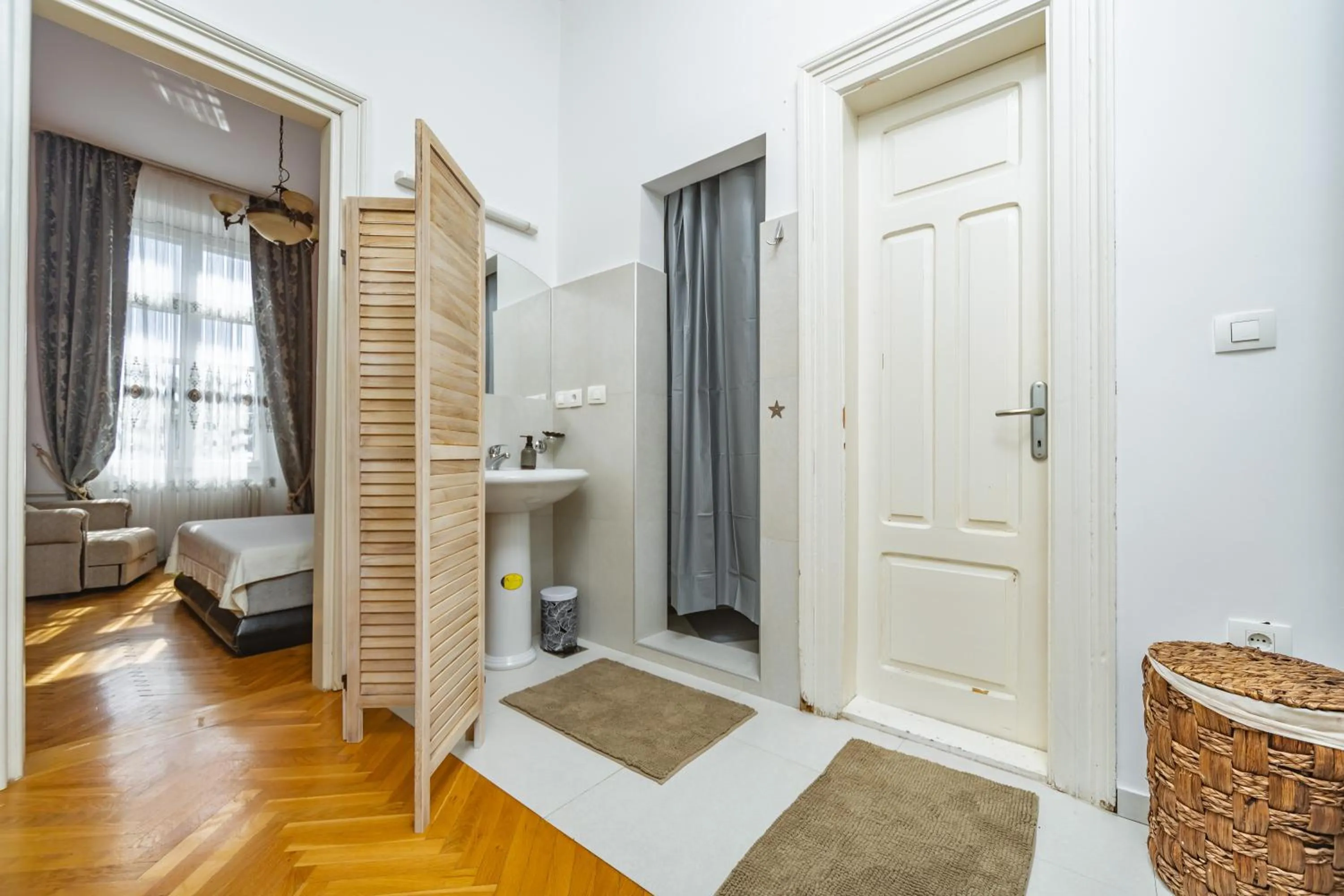 Bathroom in Le Petit Chateau