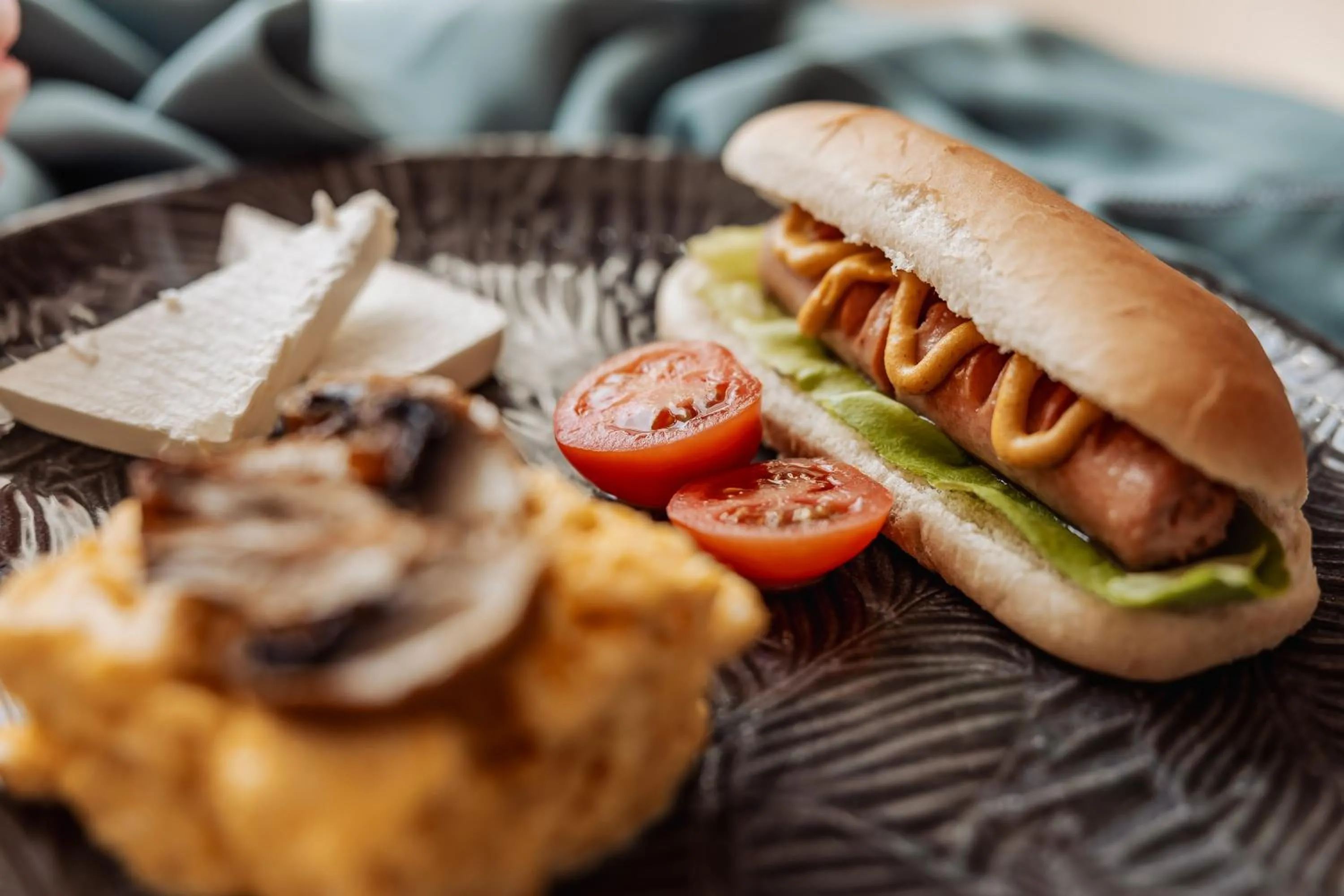 Breakfast in Le Petit Chateau