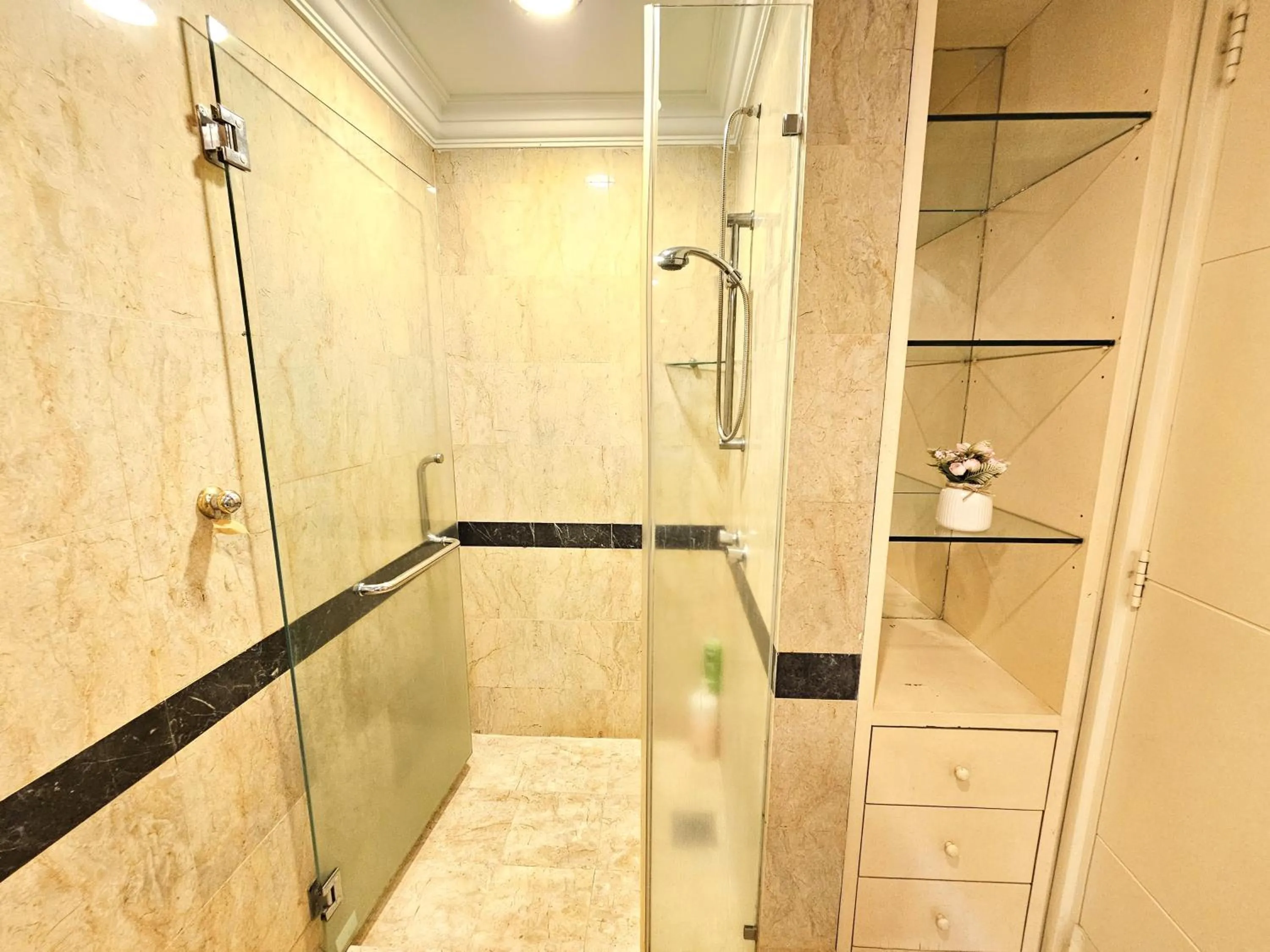 Bukit Bintang Apartment by Sarah's Lodge @ Fahrenheit88