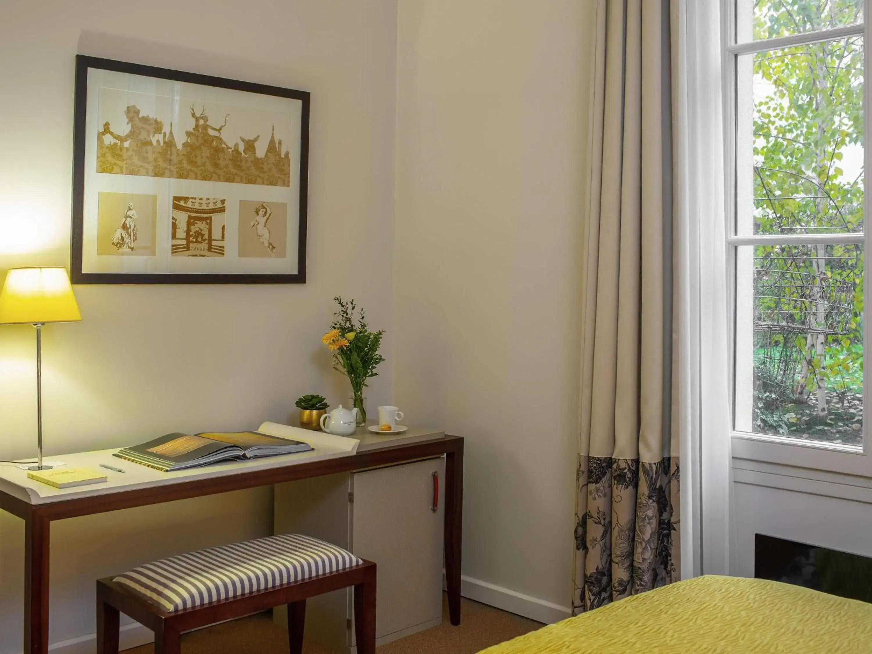 Privilege Room with Double Bed in Mercure Rambouillet Relays Du Château Privilege Room with Double Bed in Mercure Rambouillet Relays Du Château