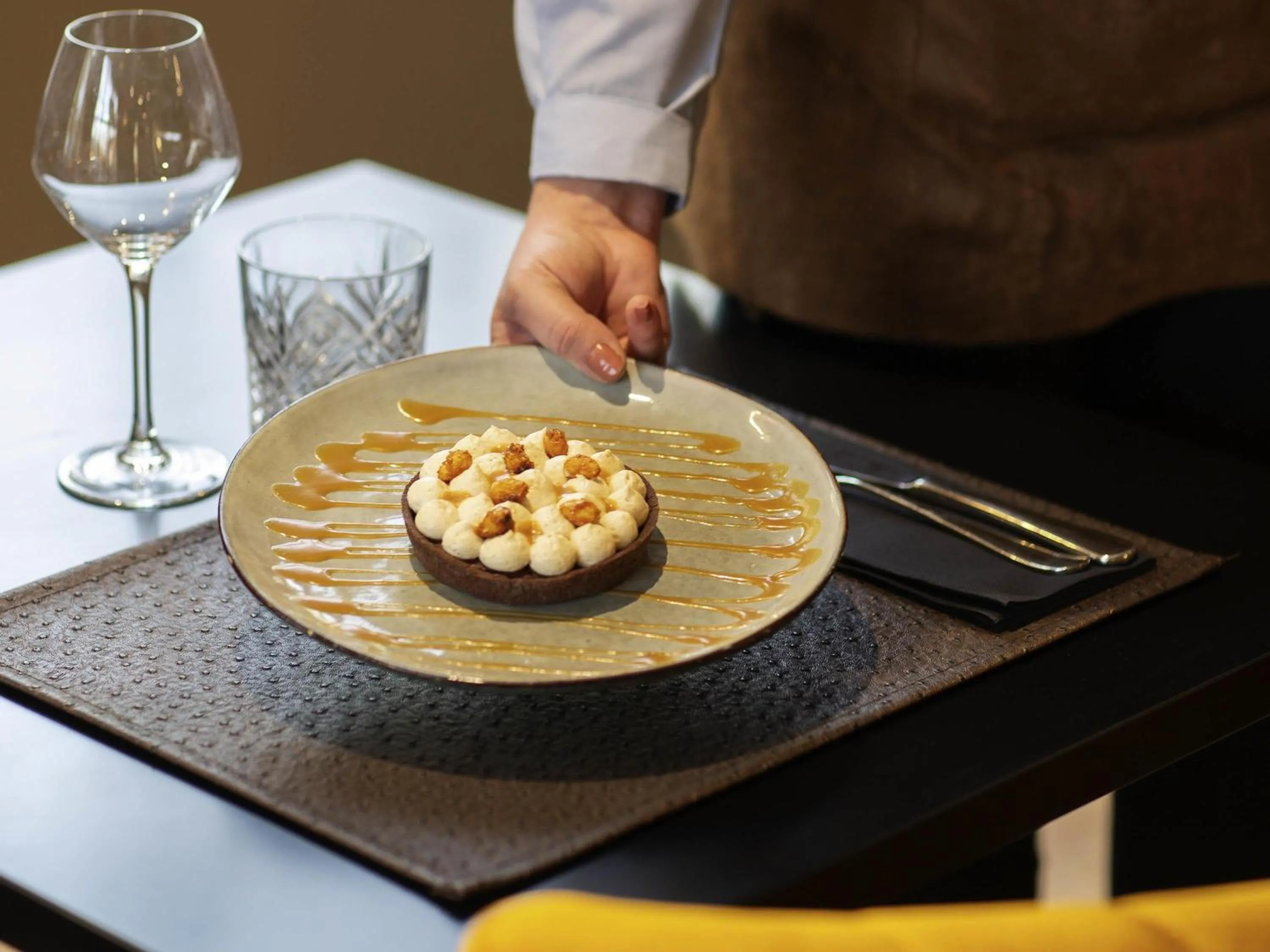 Restaurant/places to eat in Mercure Rambouillet Relays Du Château