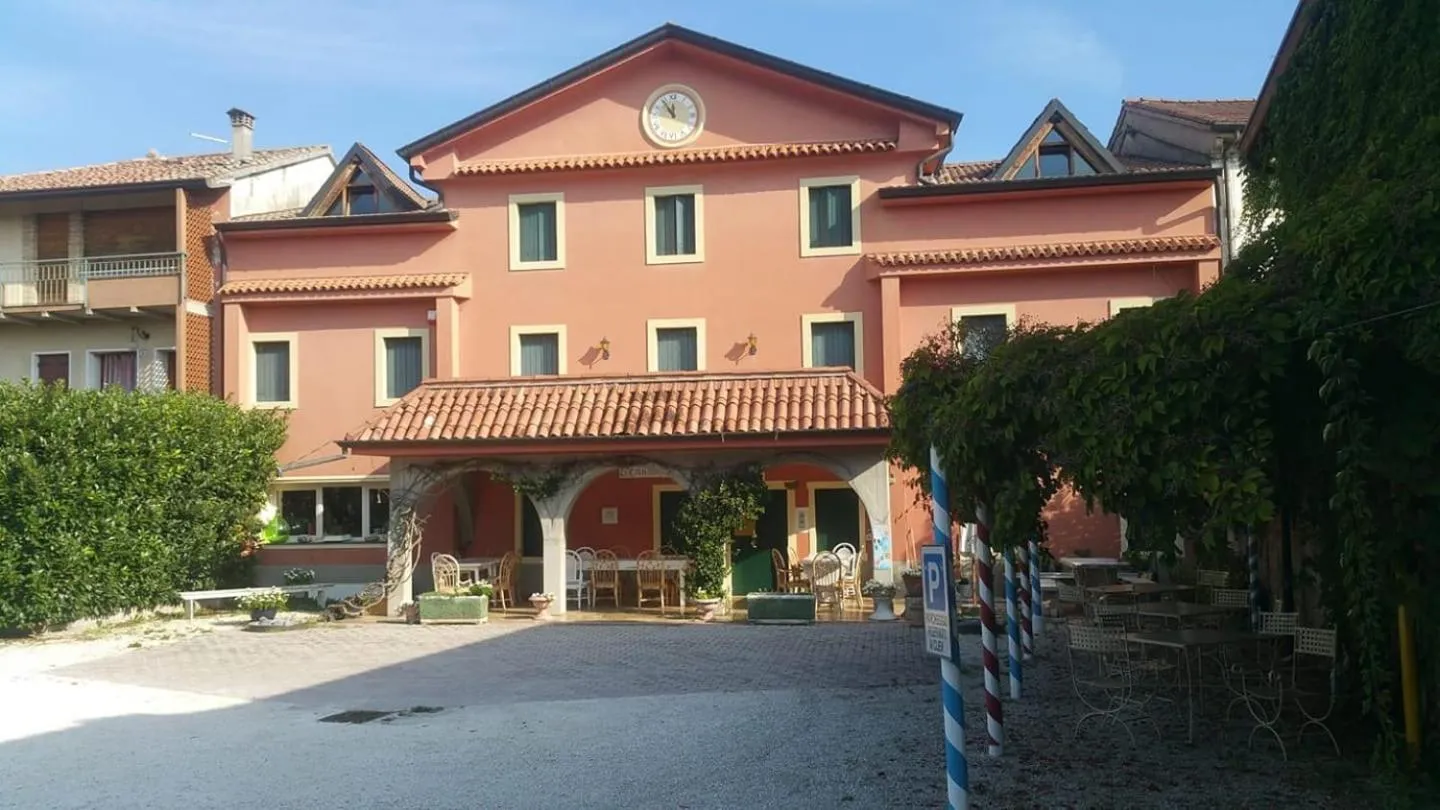 Property building in Locanda Toronto