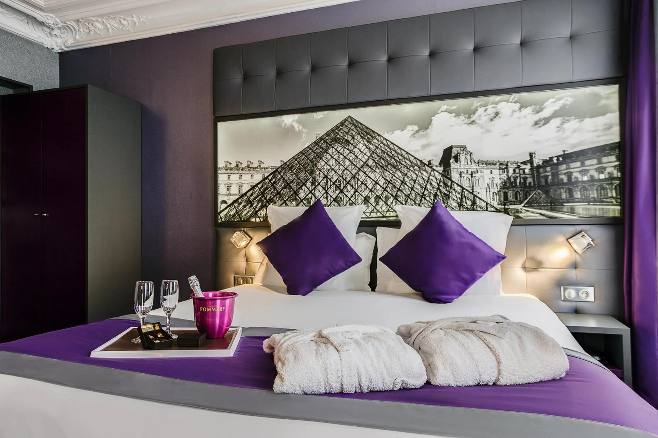 Food and drinks, Bed in Best Western Nouvel Orléans Montparnasse