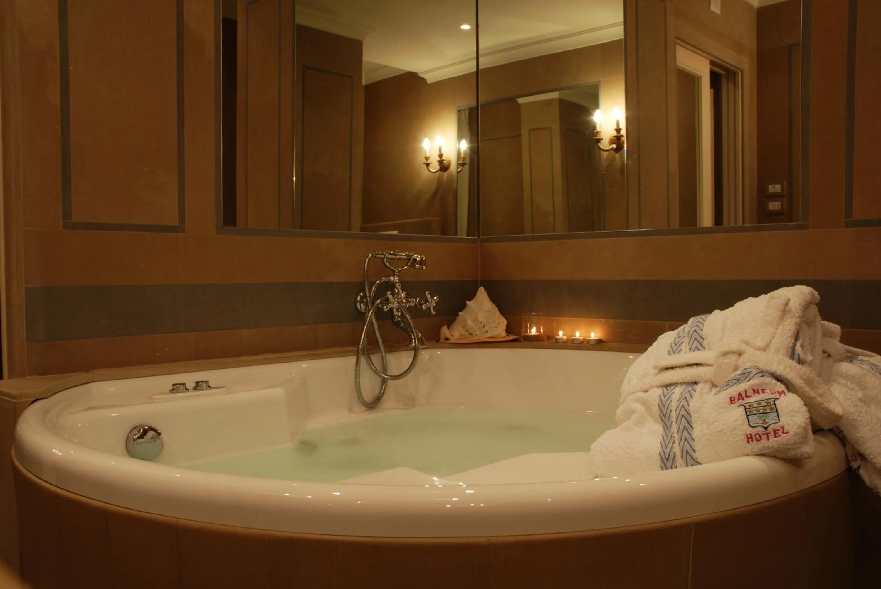 Toilet in Balneum Boutique Hotel & B&B