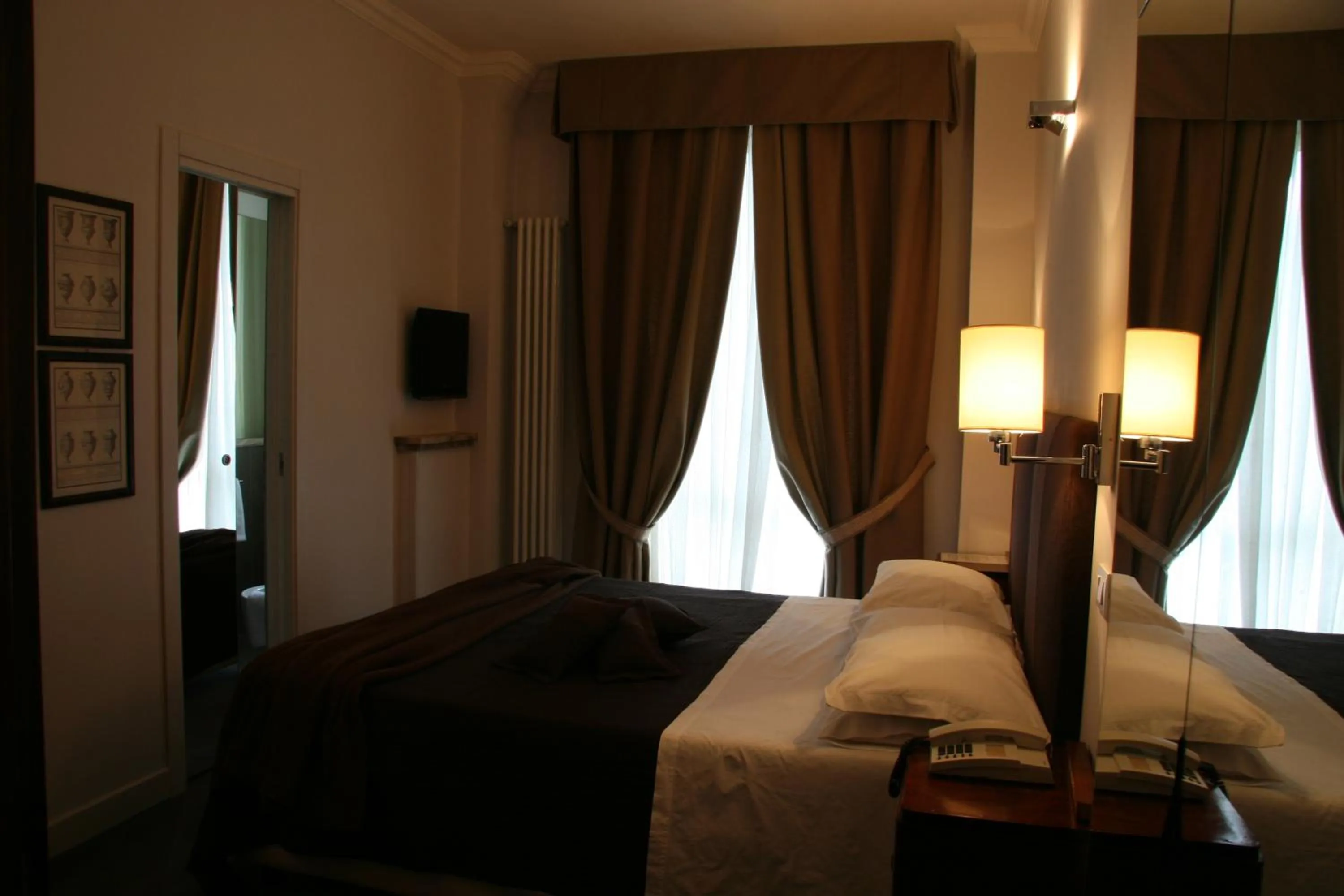Photo of the whole room, Bed in Balneum Boutique Hotel & B&B