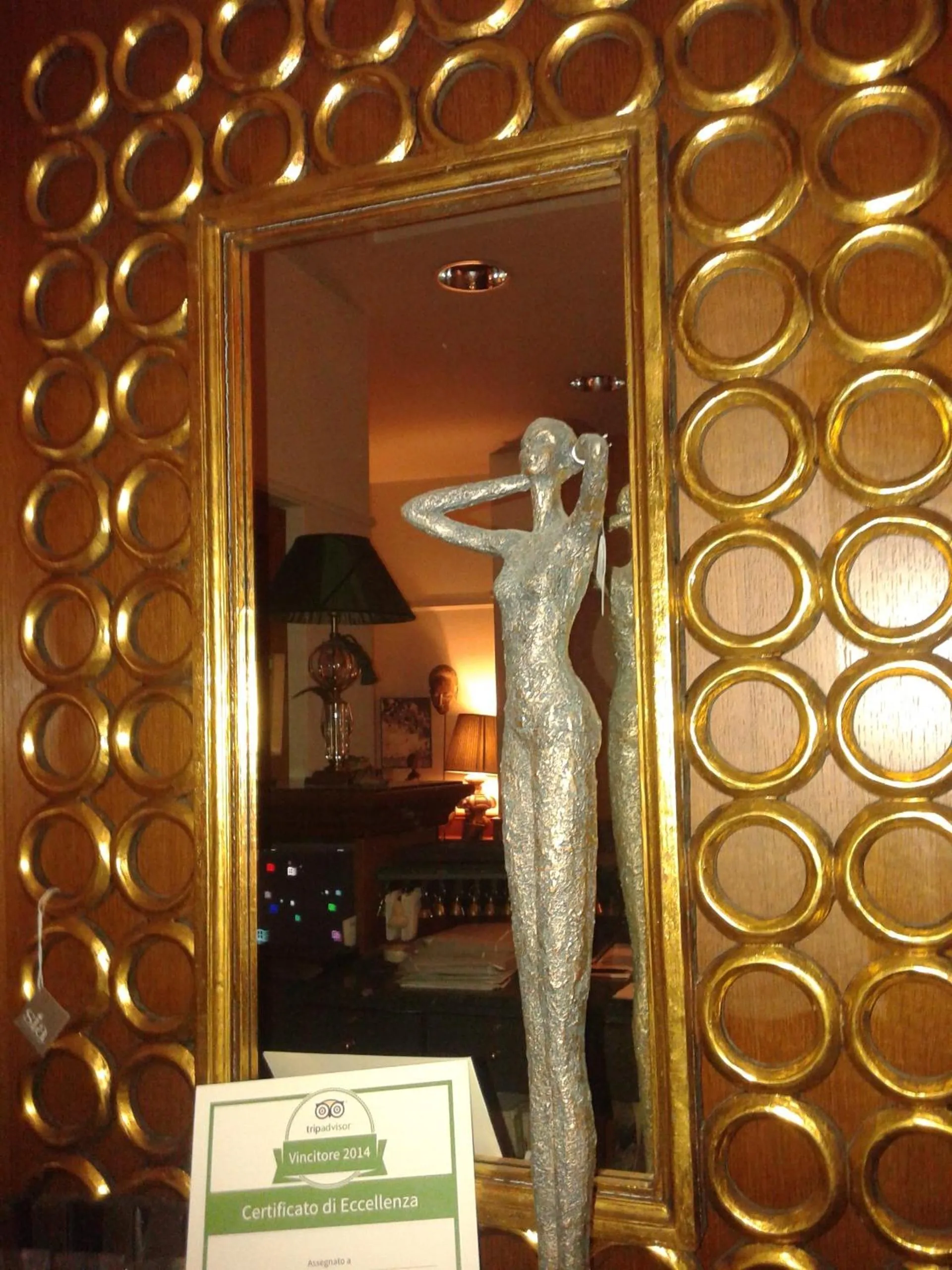 Decorative detail in Balneum Boutique Hotel & B&B
