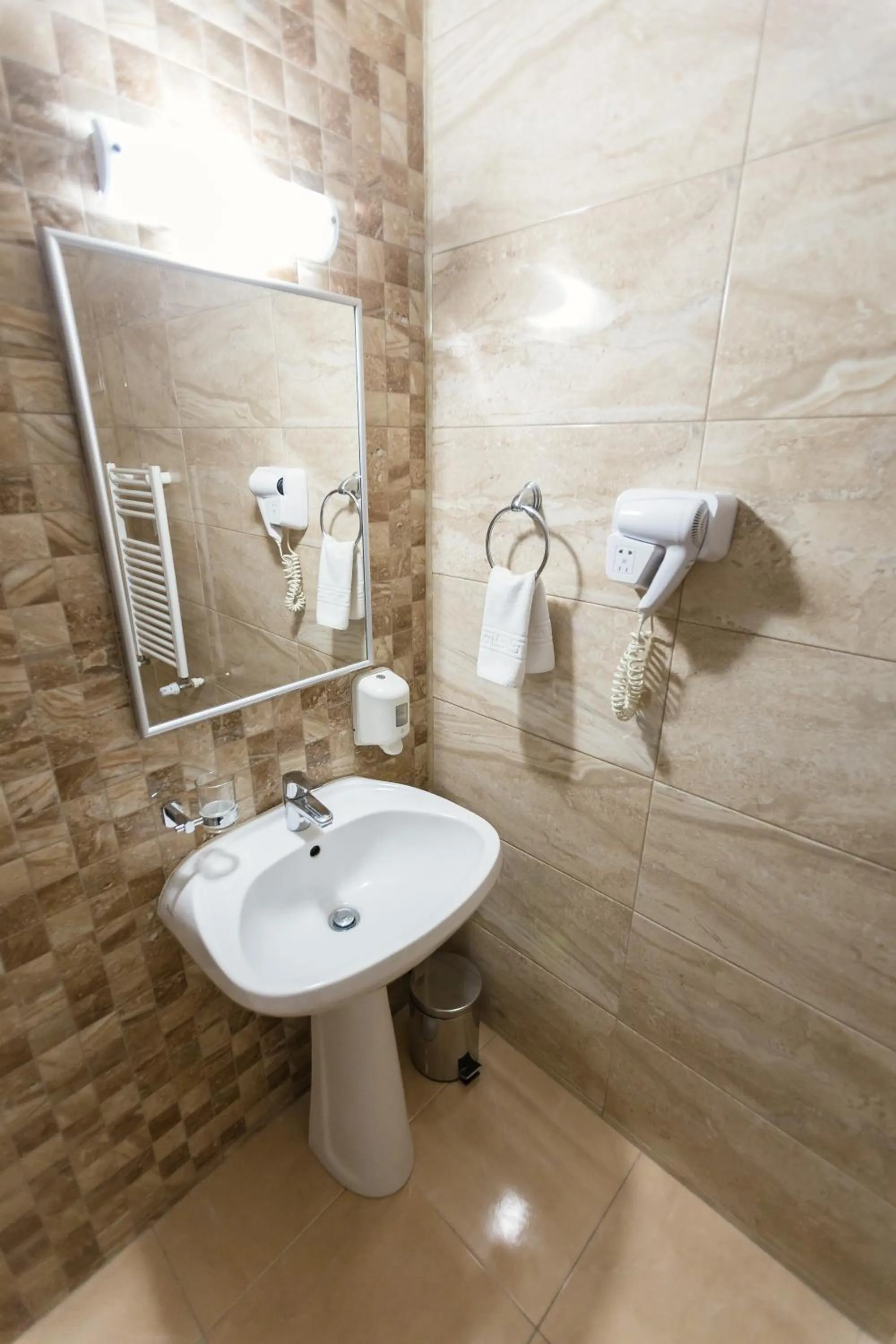 Bathroom in Hotel Orient Braila