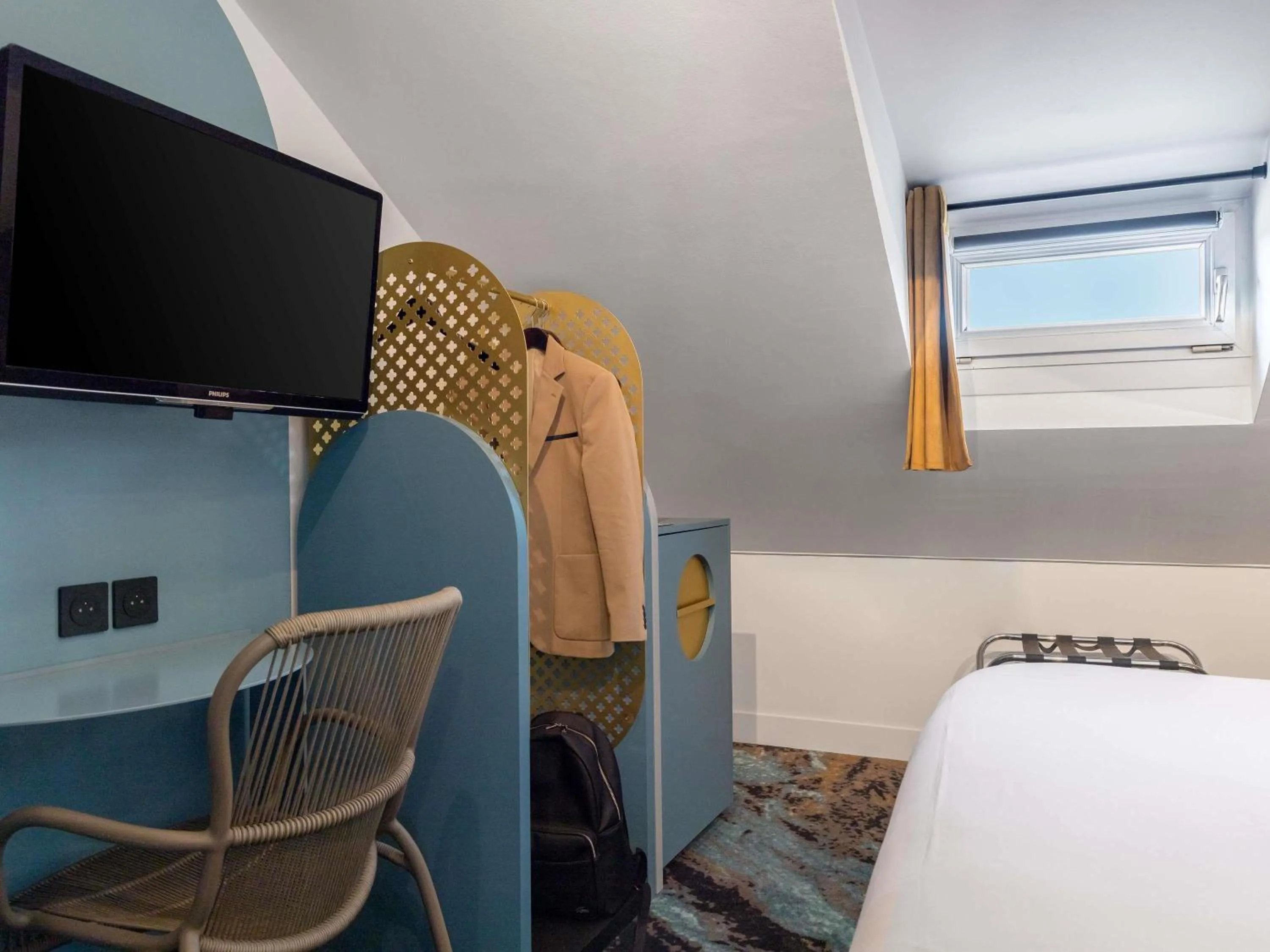 Bedroom, Bed in Mercure Annecy Centre