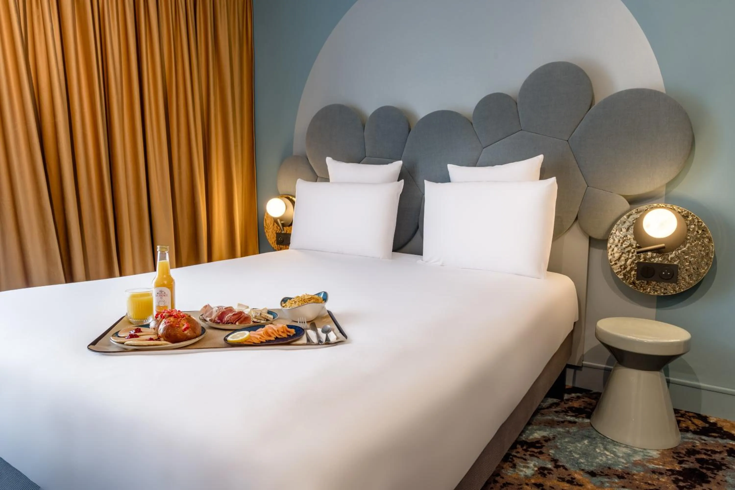 Food close-up, Bed in Mercure Annecy Centre