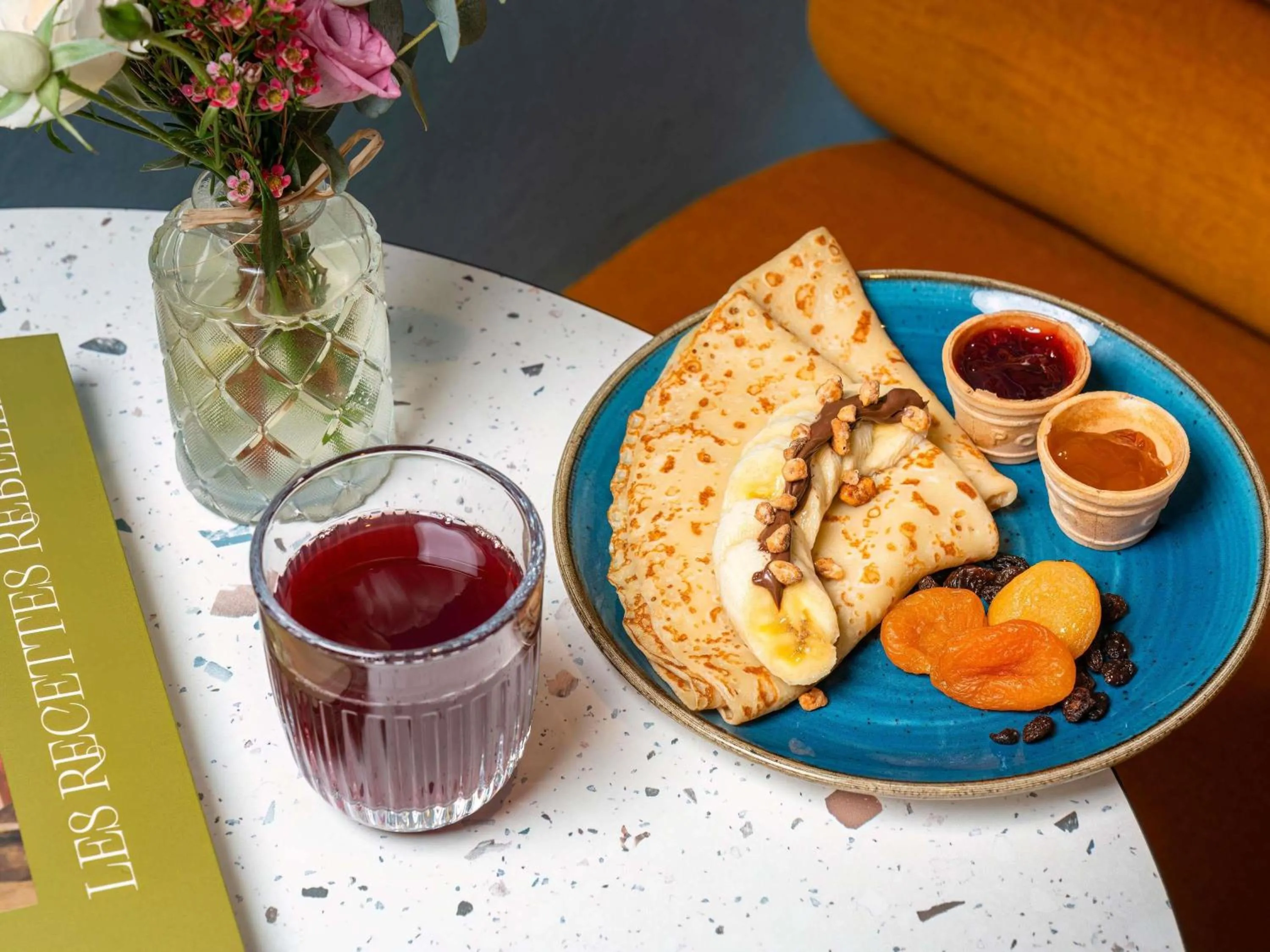 Breakfast in Mercure Annecy Centre