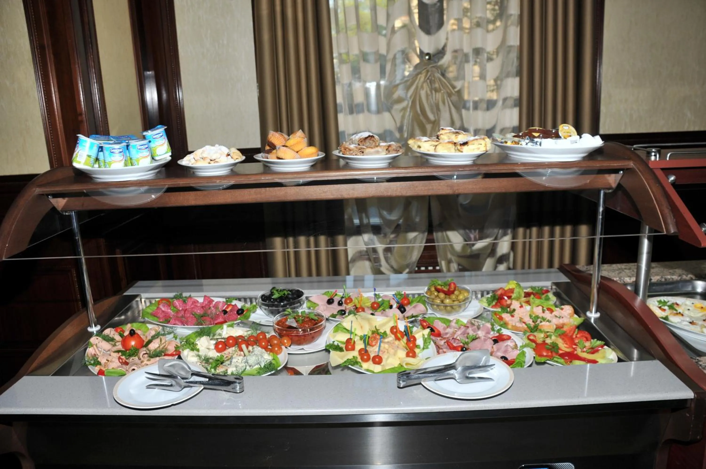 Food and drinks in Grand Hotel Orient Braila