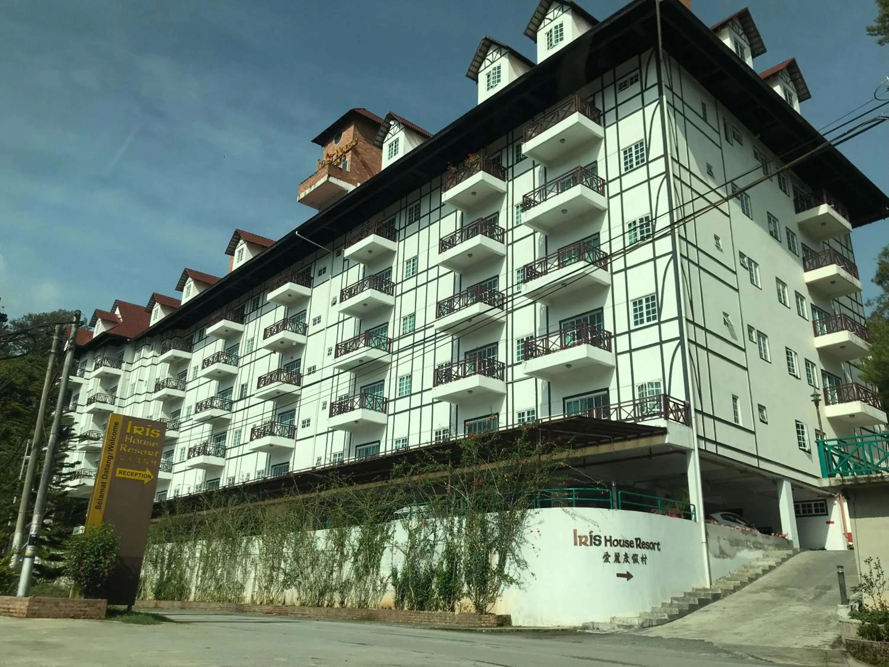 Property building in EagleNest at Iris House Resort