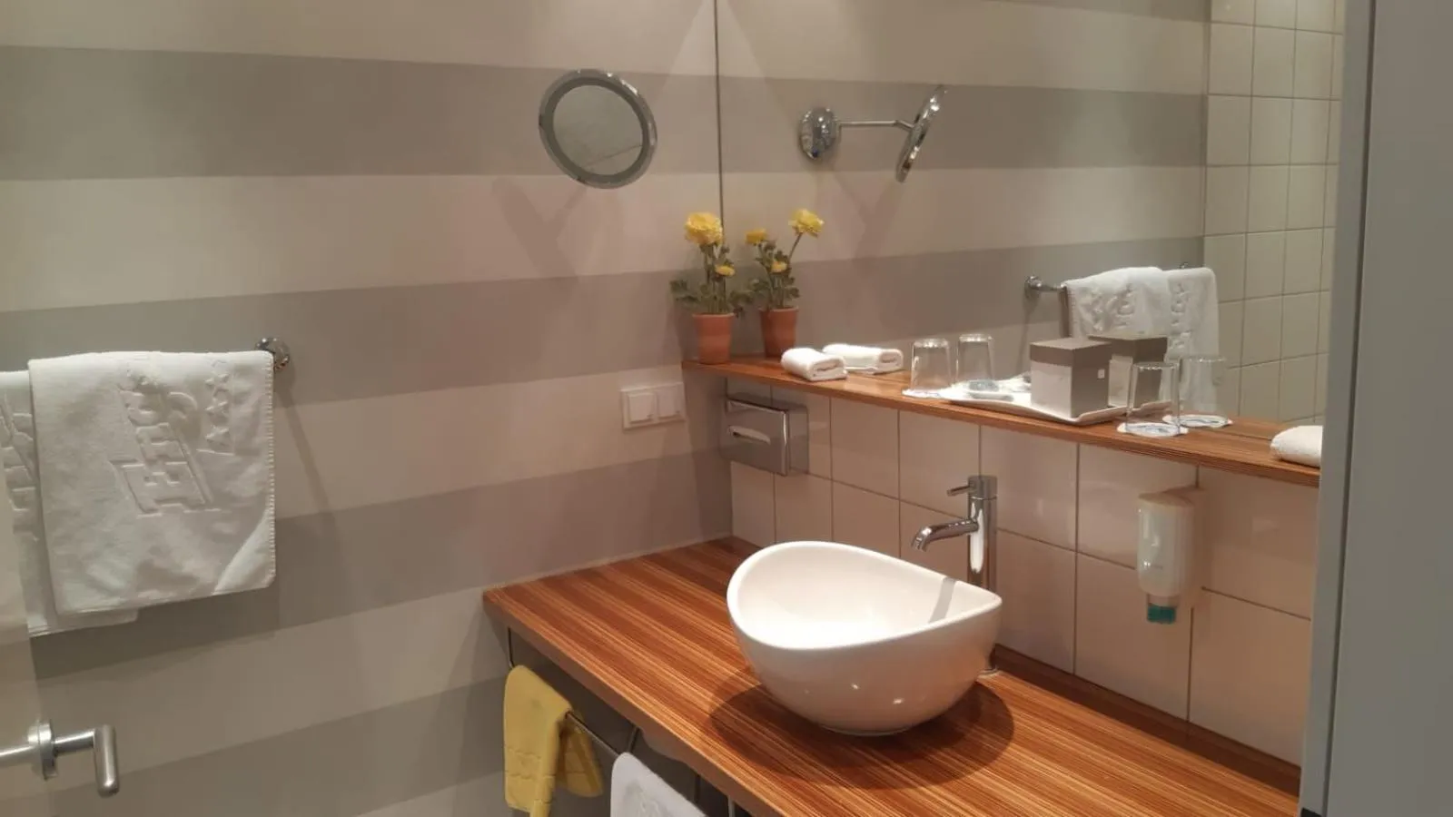 Bathroom in Seehotel Engstler